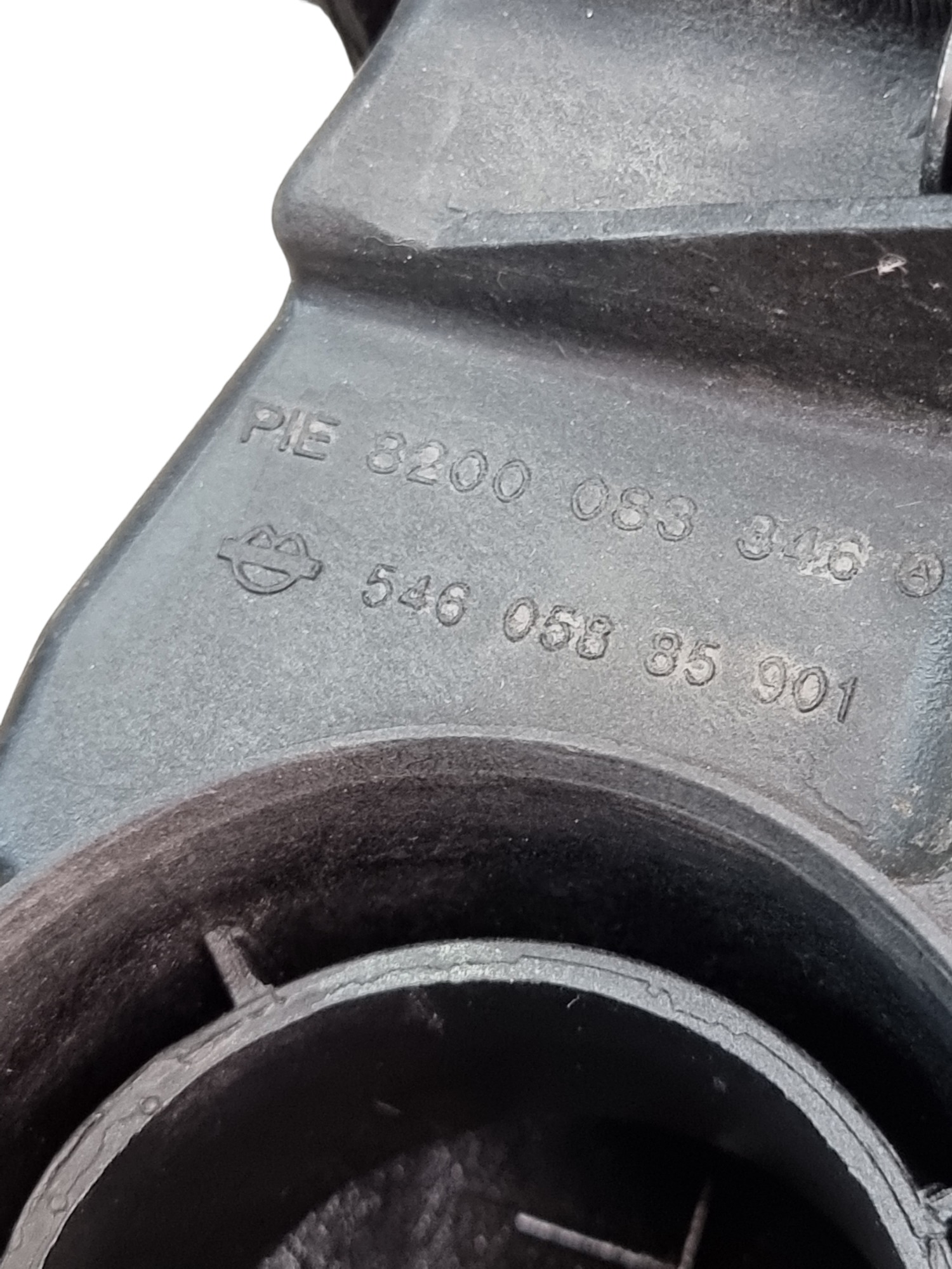 Caixa Filtro Ar Renault Sandero 1.6 2011 54605885901 3
