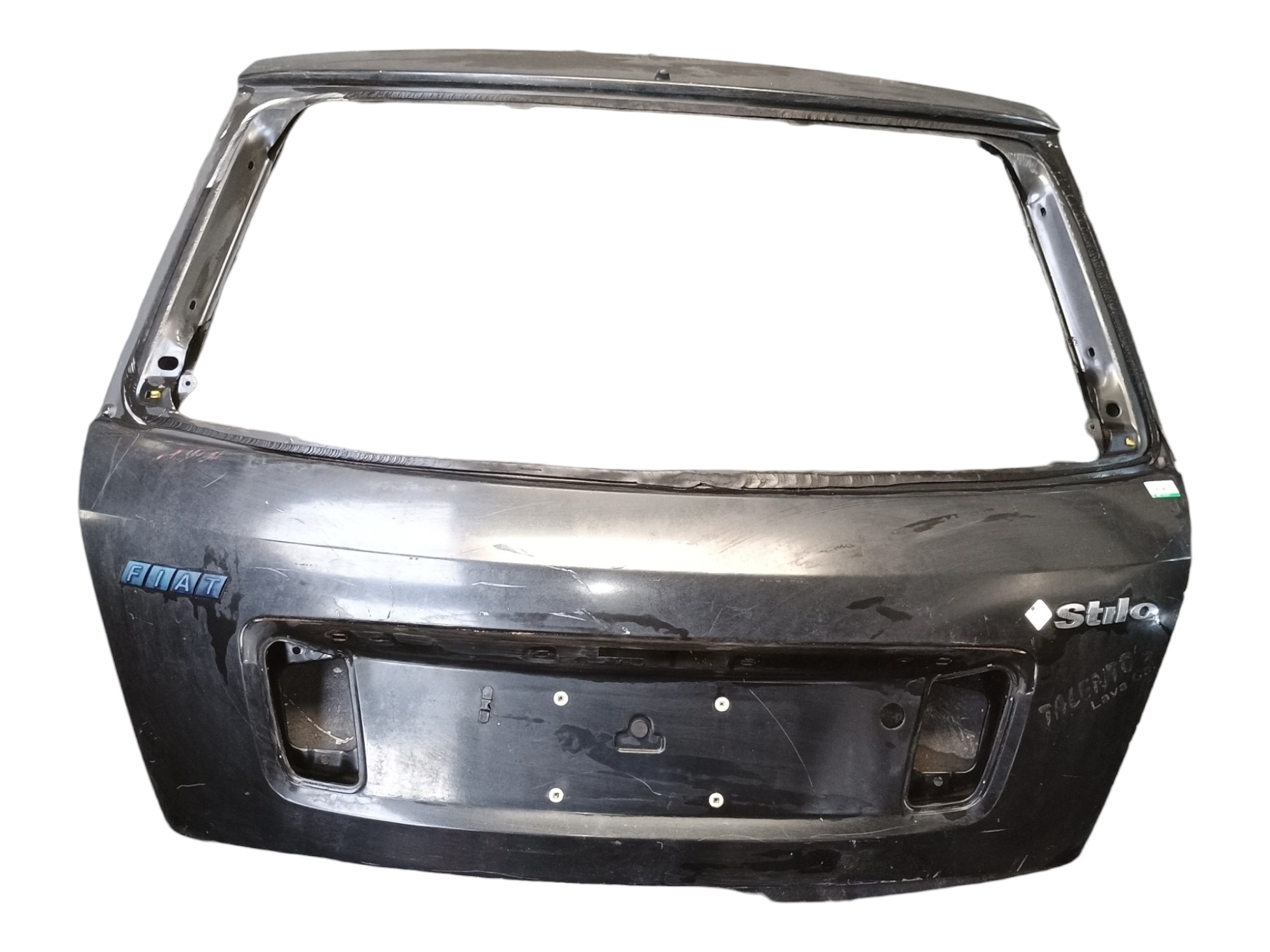 Tampa Traseira Fiat Stilo 2003 Com Detalhes