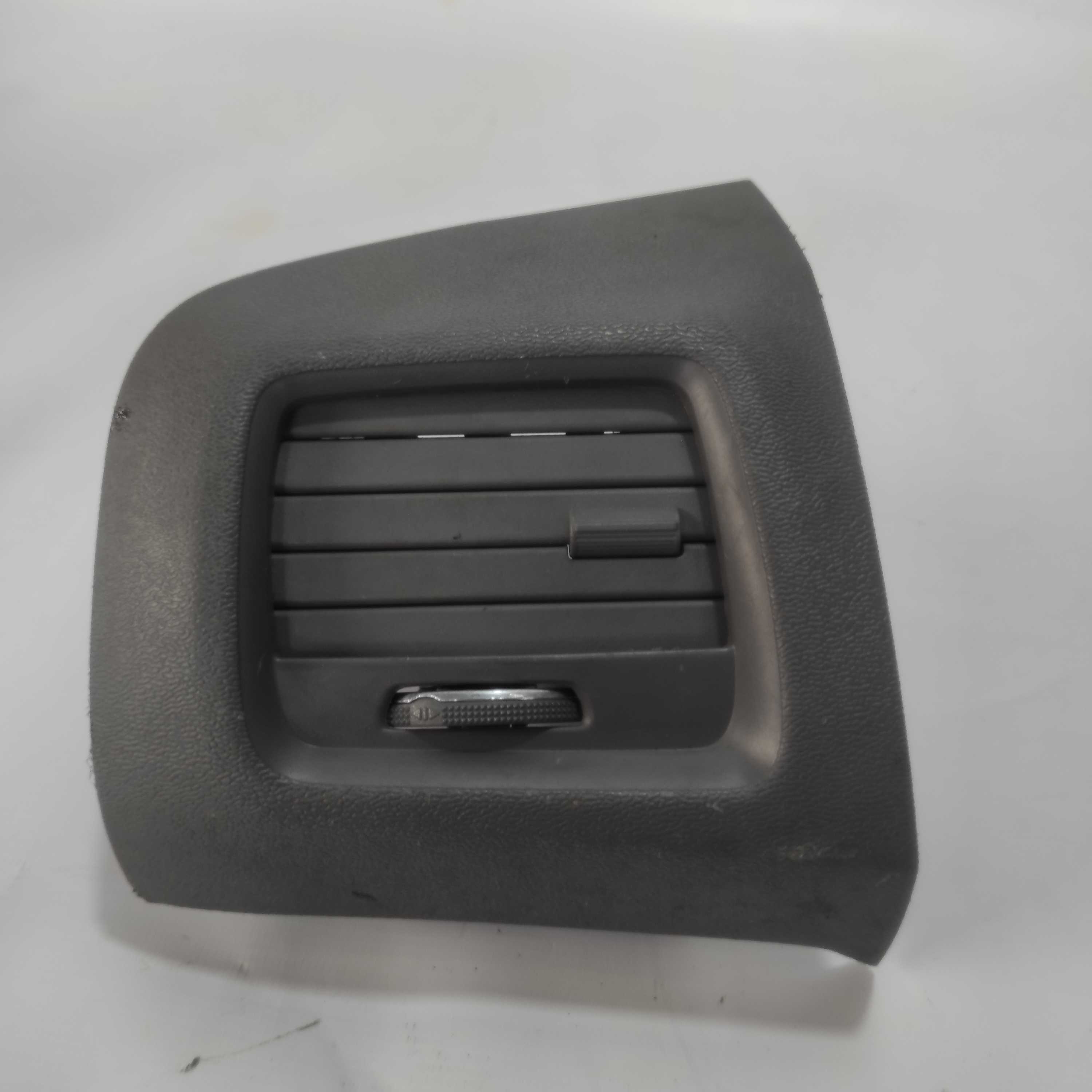 Difusor De Ar Lateral Esquerdo Spin 2017 520 4862