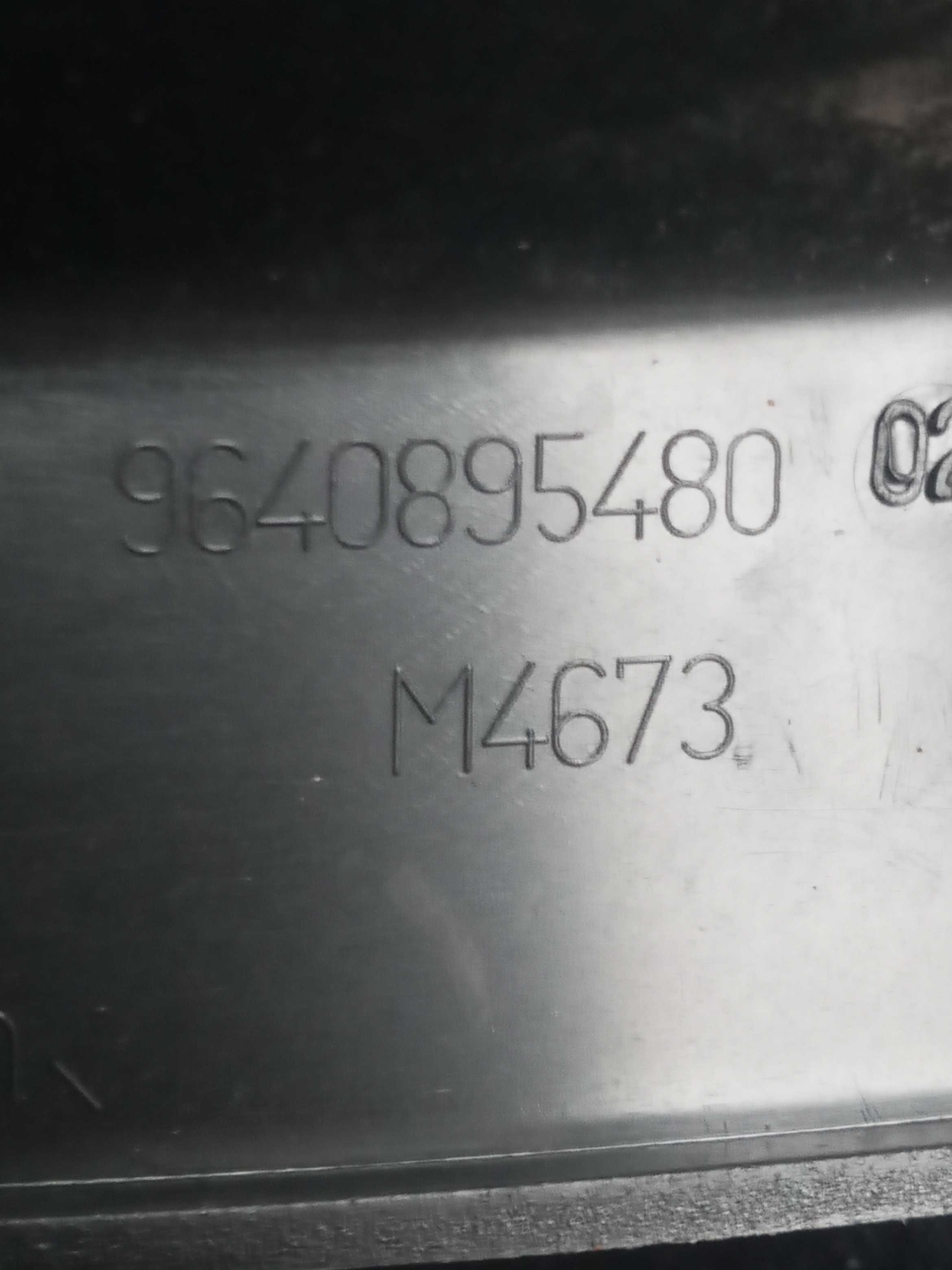Moldura Inferior Tampa Traseira Citroen C3 Excl 1.6 16v 2004 4