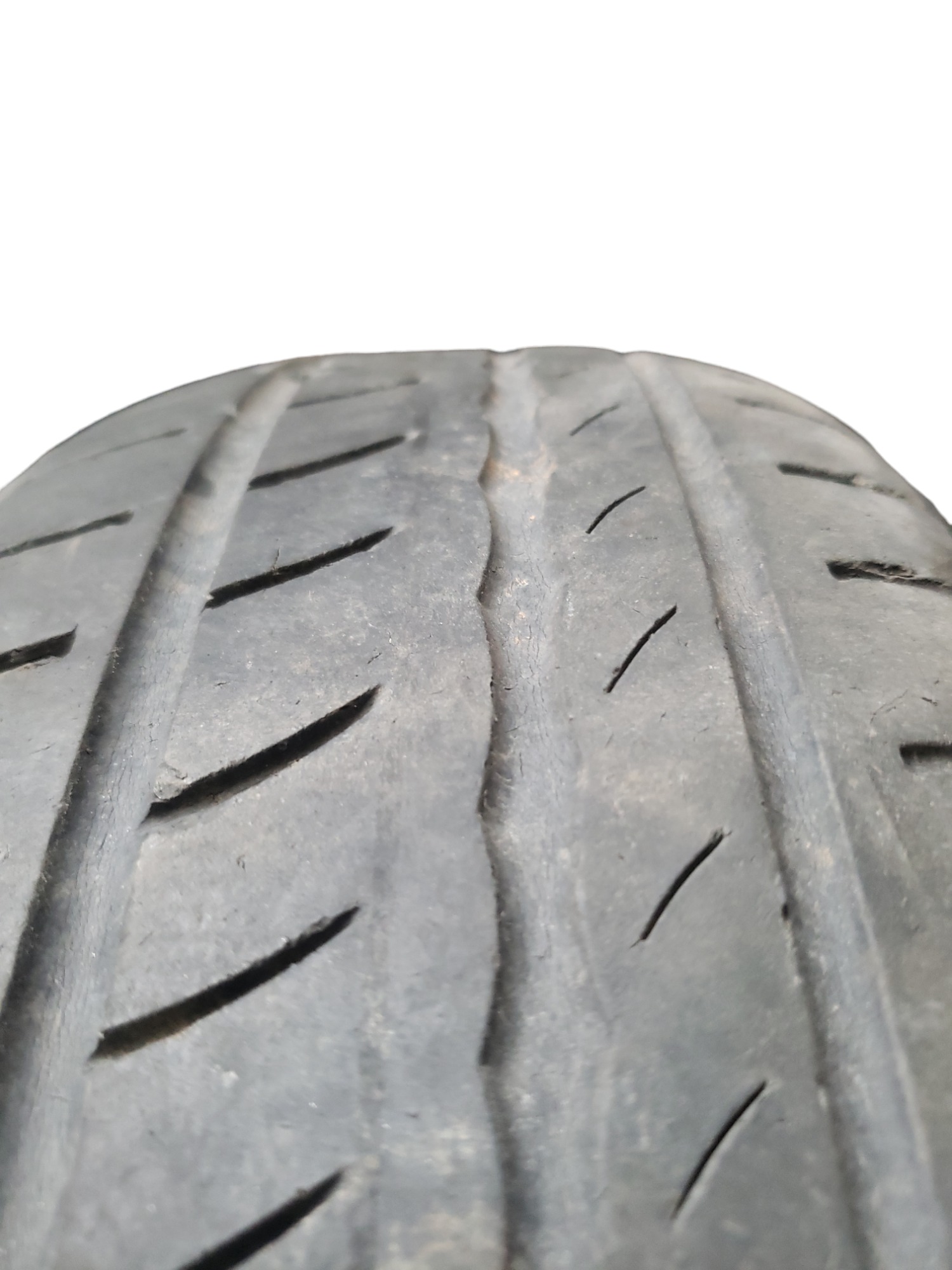 Pneu Usado 185 60 R15 Pirelli A1 3