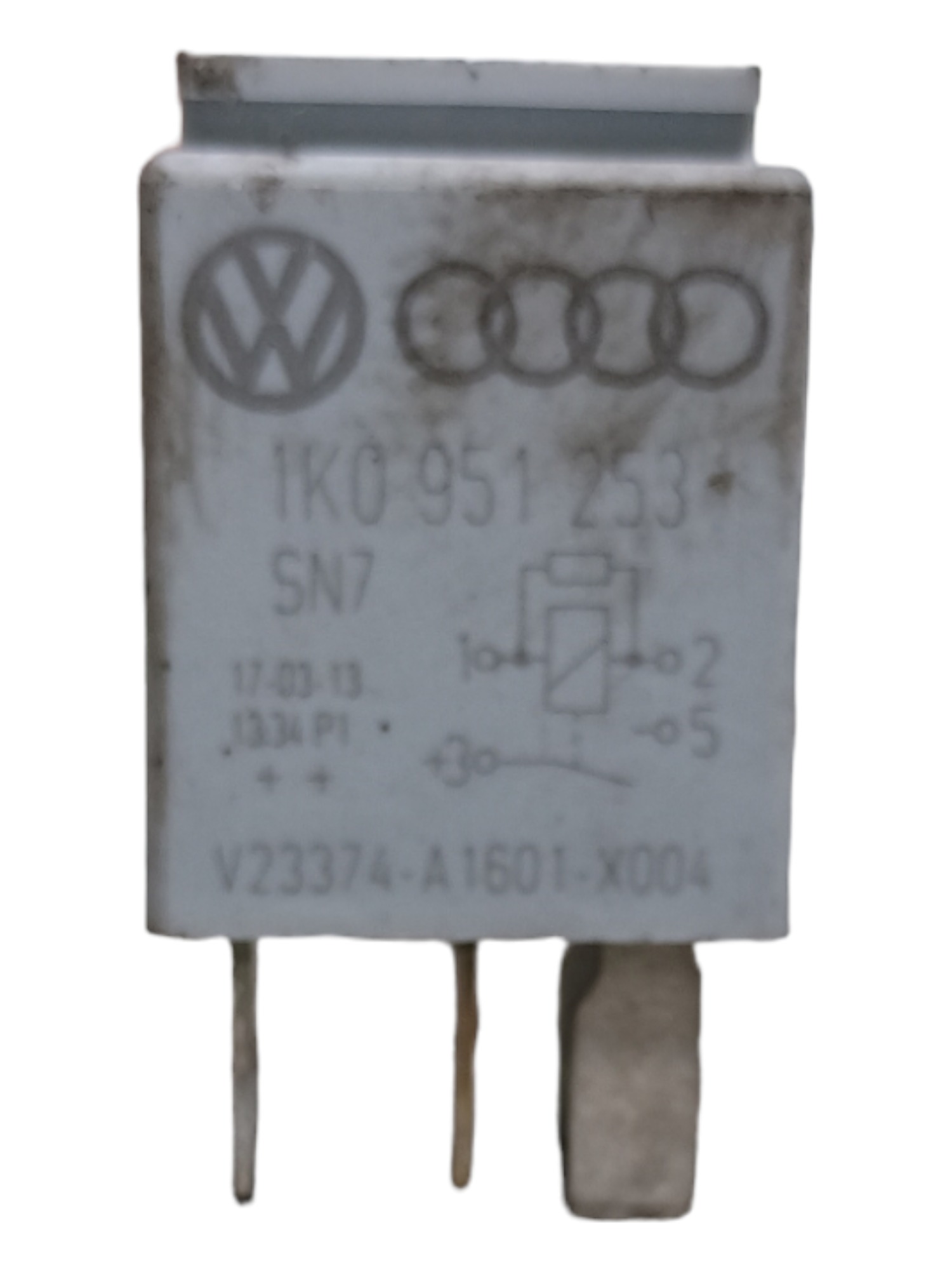 Relé Caixa De Fusíveis Vw Spacefox 1.6 2018 1k0951253 1