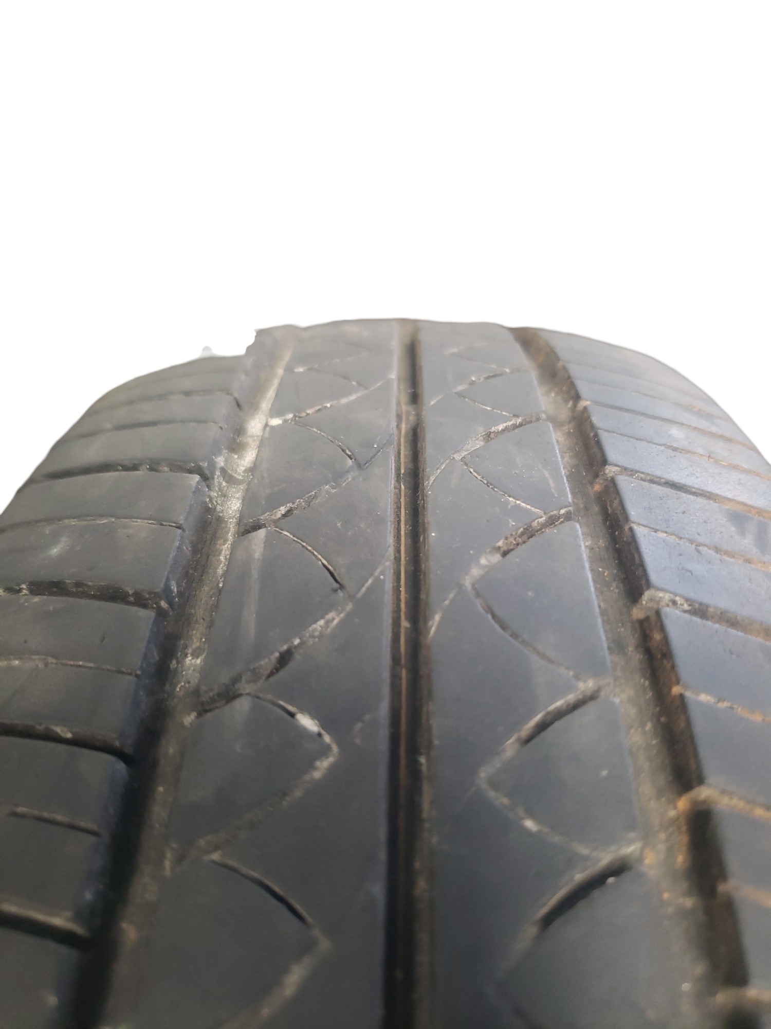 Pneu Usado 175 60 R15  A1