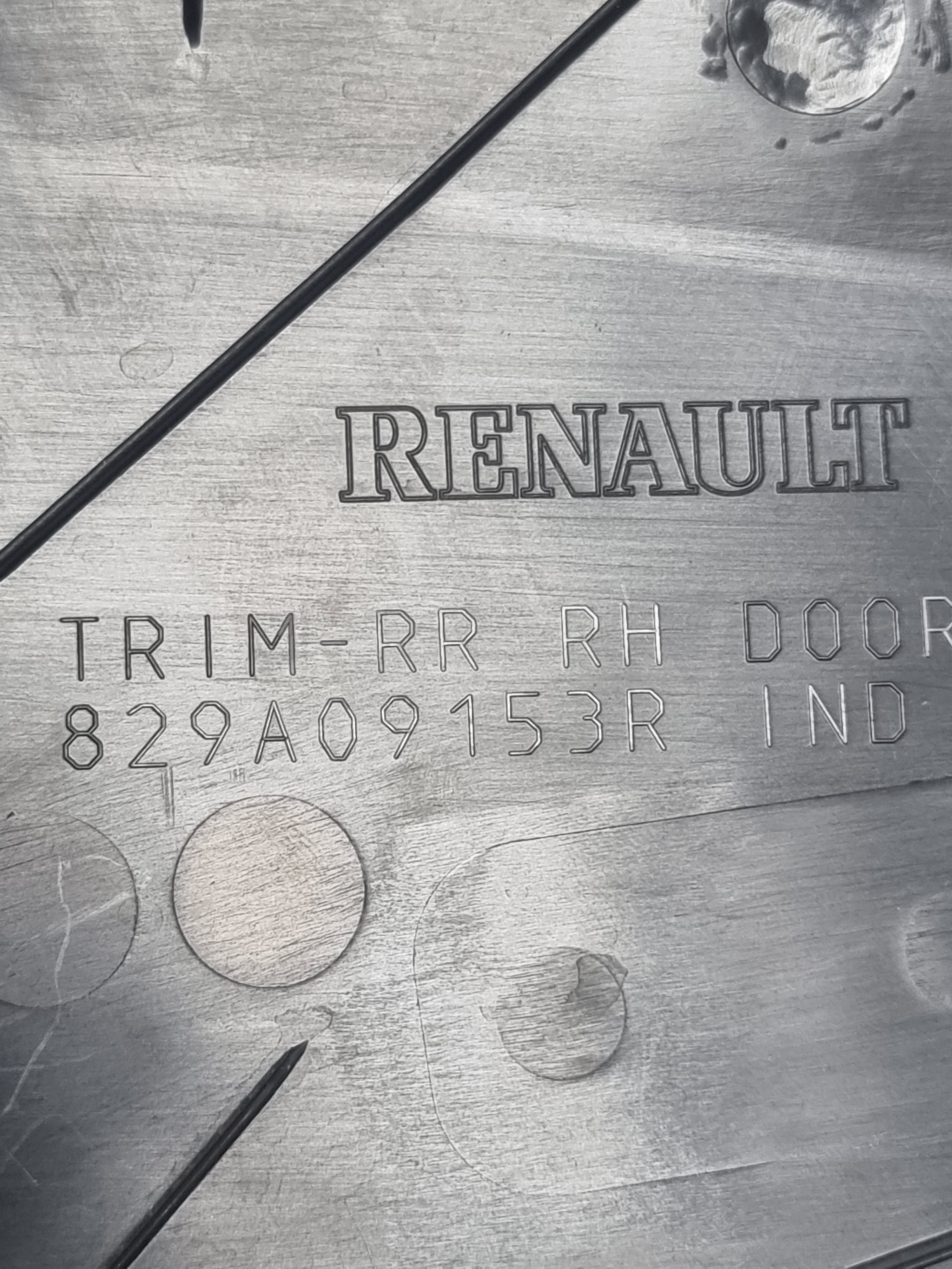 Forro De Porta Tras. Dir. Renault Kwid 2019 829a099153r 3