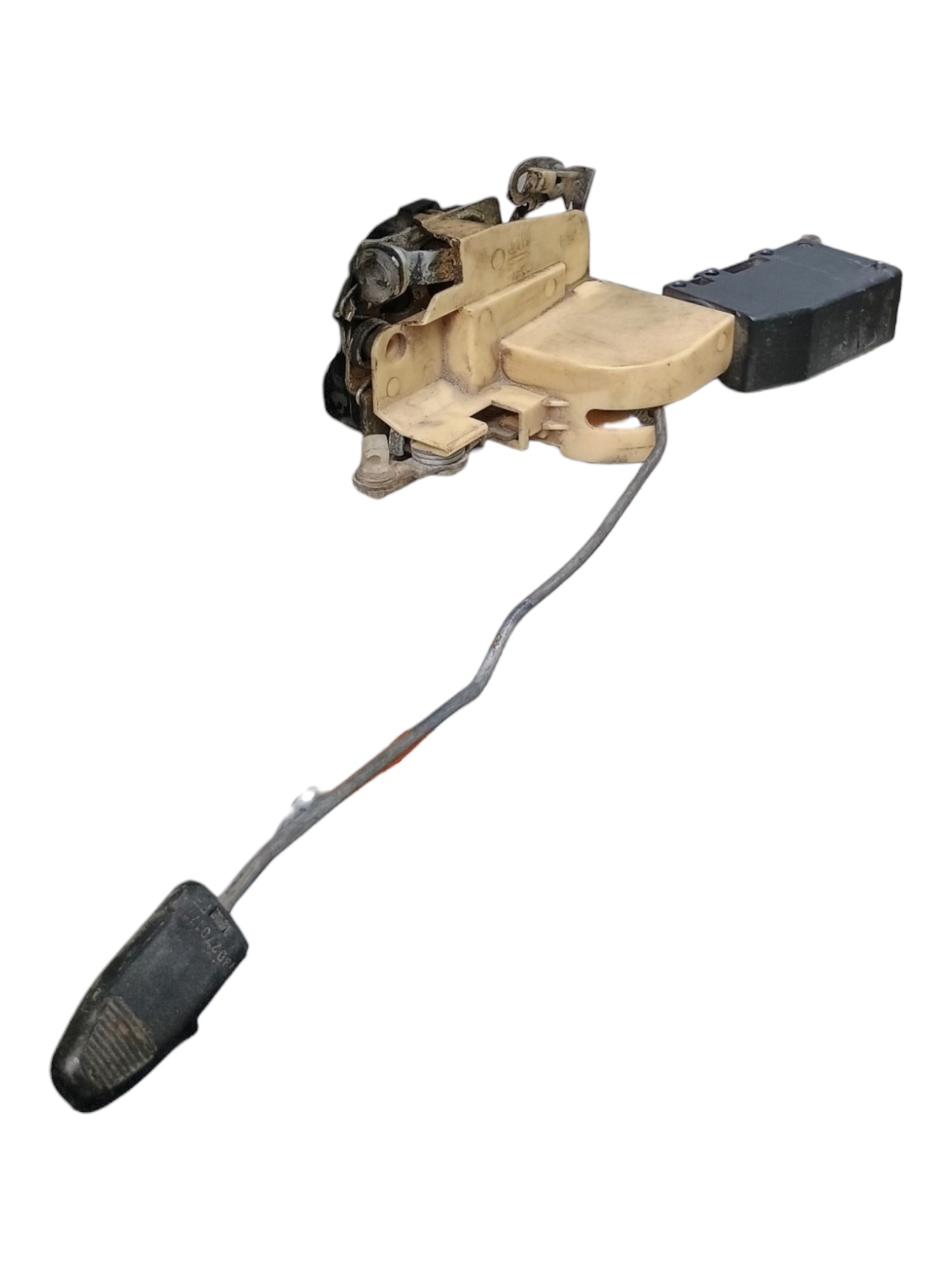 Fechadura Porta Dianteira Direita Gm Corsa 1.6 1998