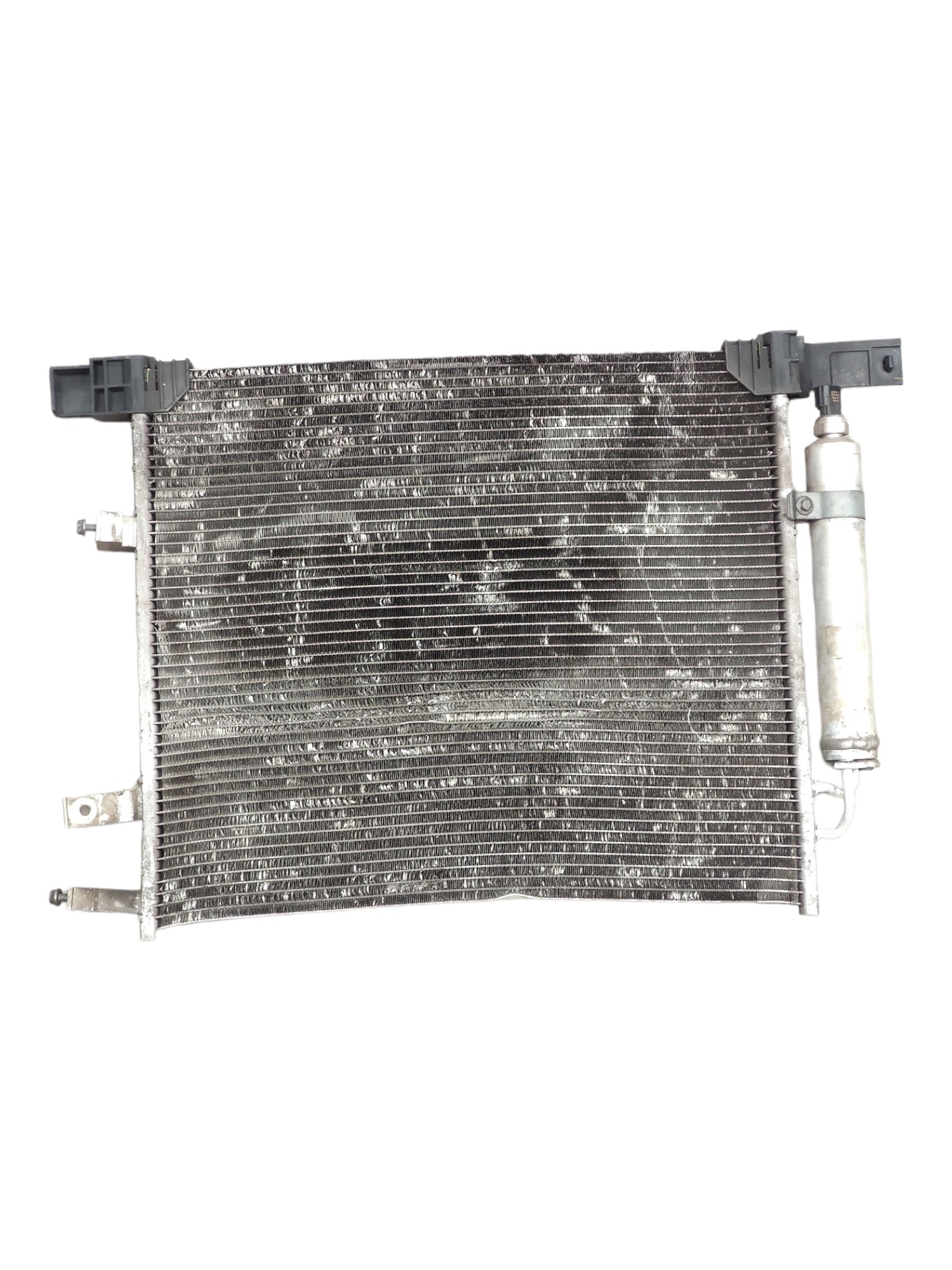 Condensador Ar Condicionado Nissan March S 2014 Com Detalhe 2