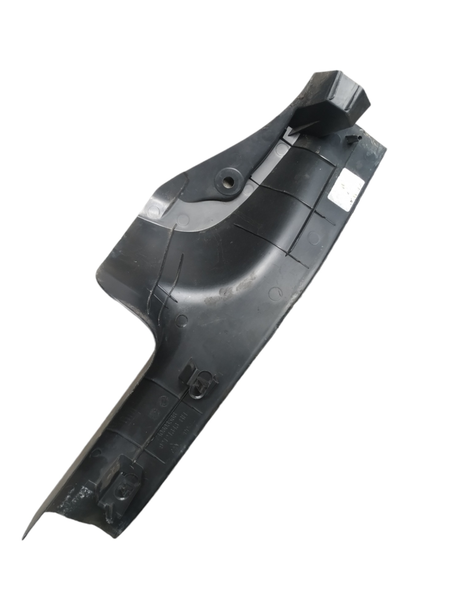 Soleira Interna Traseira Direita Gm Omega 2009 2