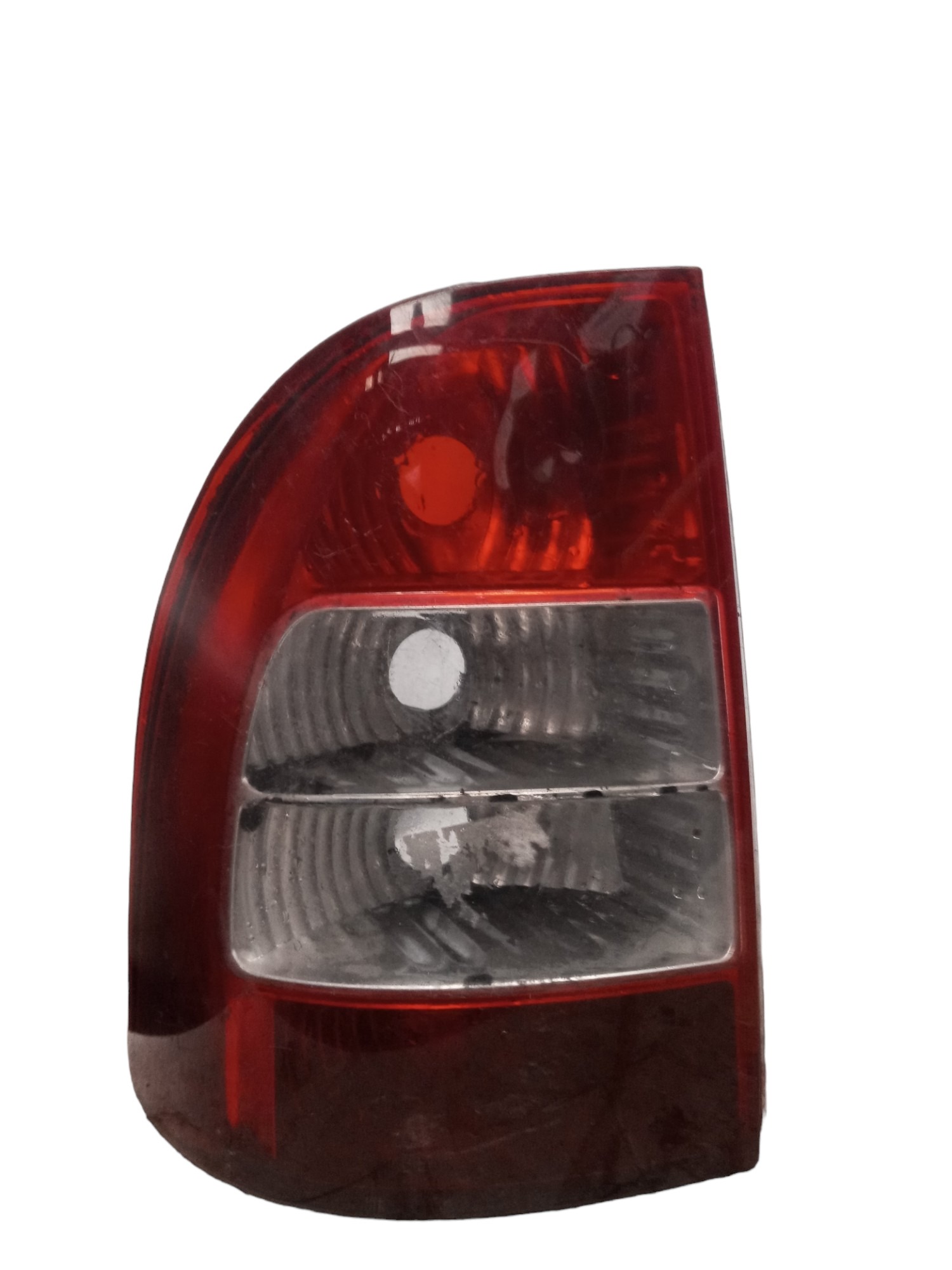 Lanterna Traseira Esquerda Fiat Strada  2010 Com Detalhe 2