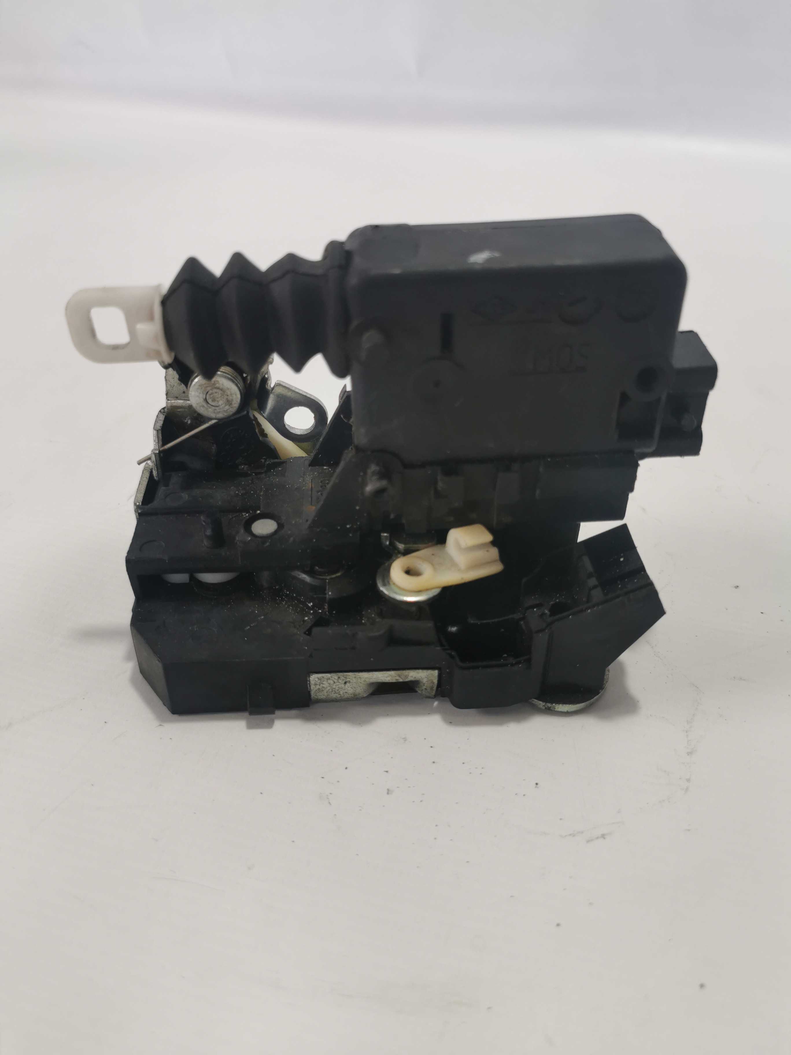 Fechadura Da Porta Traseira Esquerda Sandero Stepway 2013 2