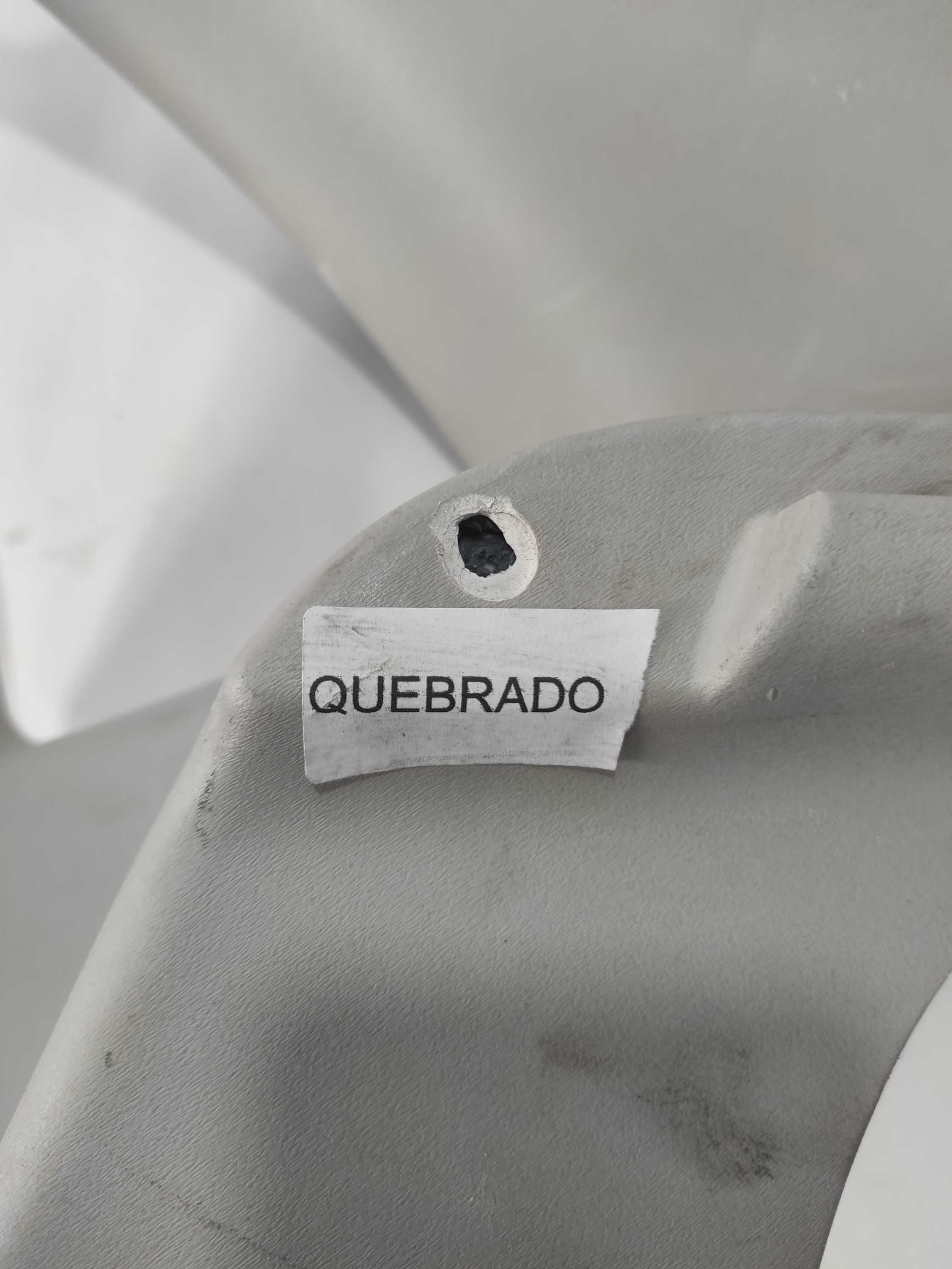 Moldura Coluna Traseira Direita C3 Glx 964898777 3