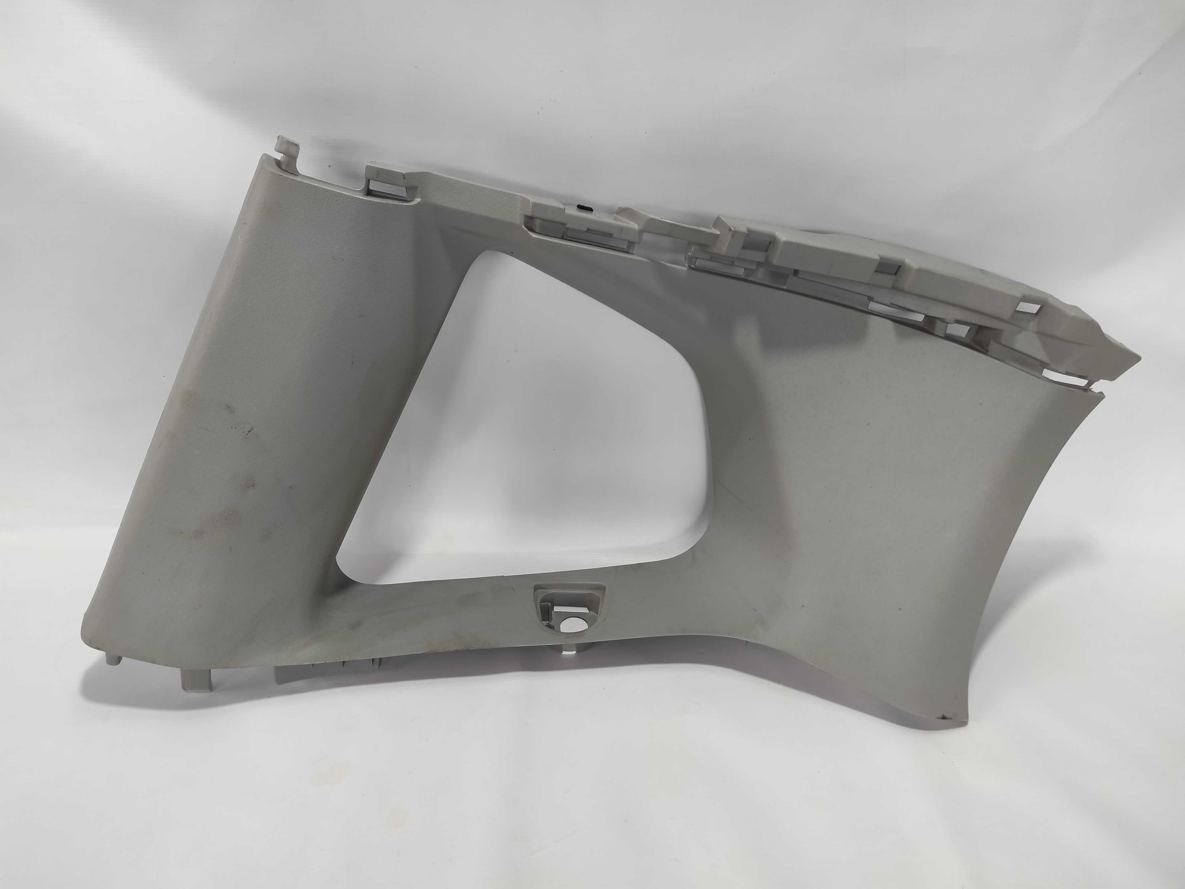 Acabamento Coluna Traseira Esquerda Honda Fit Ex 84181tj0