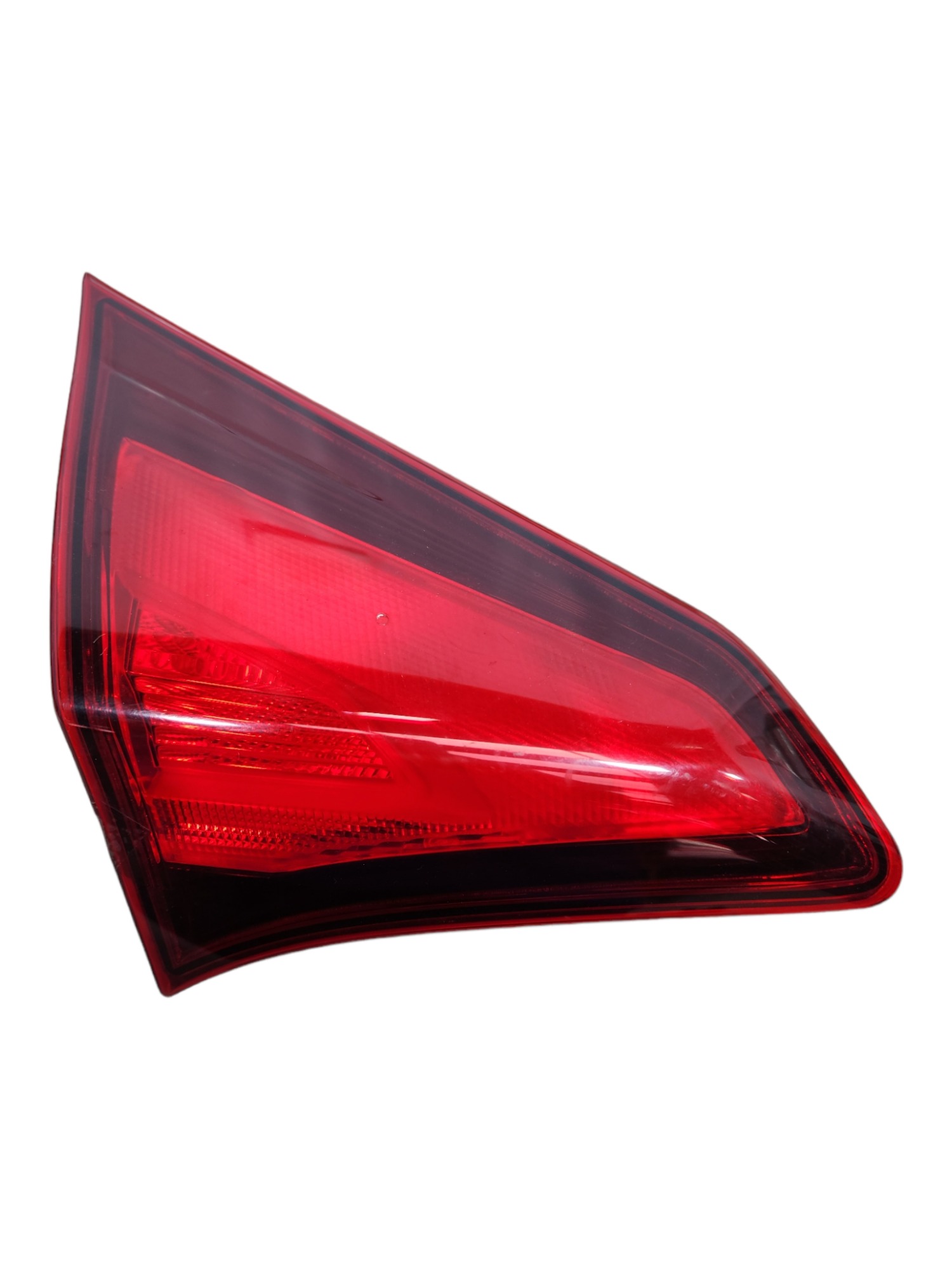 Lanterna Esquerda Tampa Traseira Nissan Kicks S 2019 Esquerdo Vermelho 1