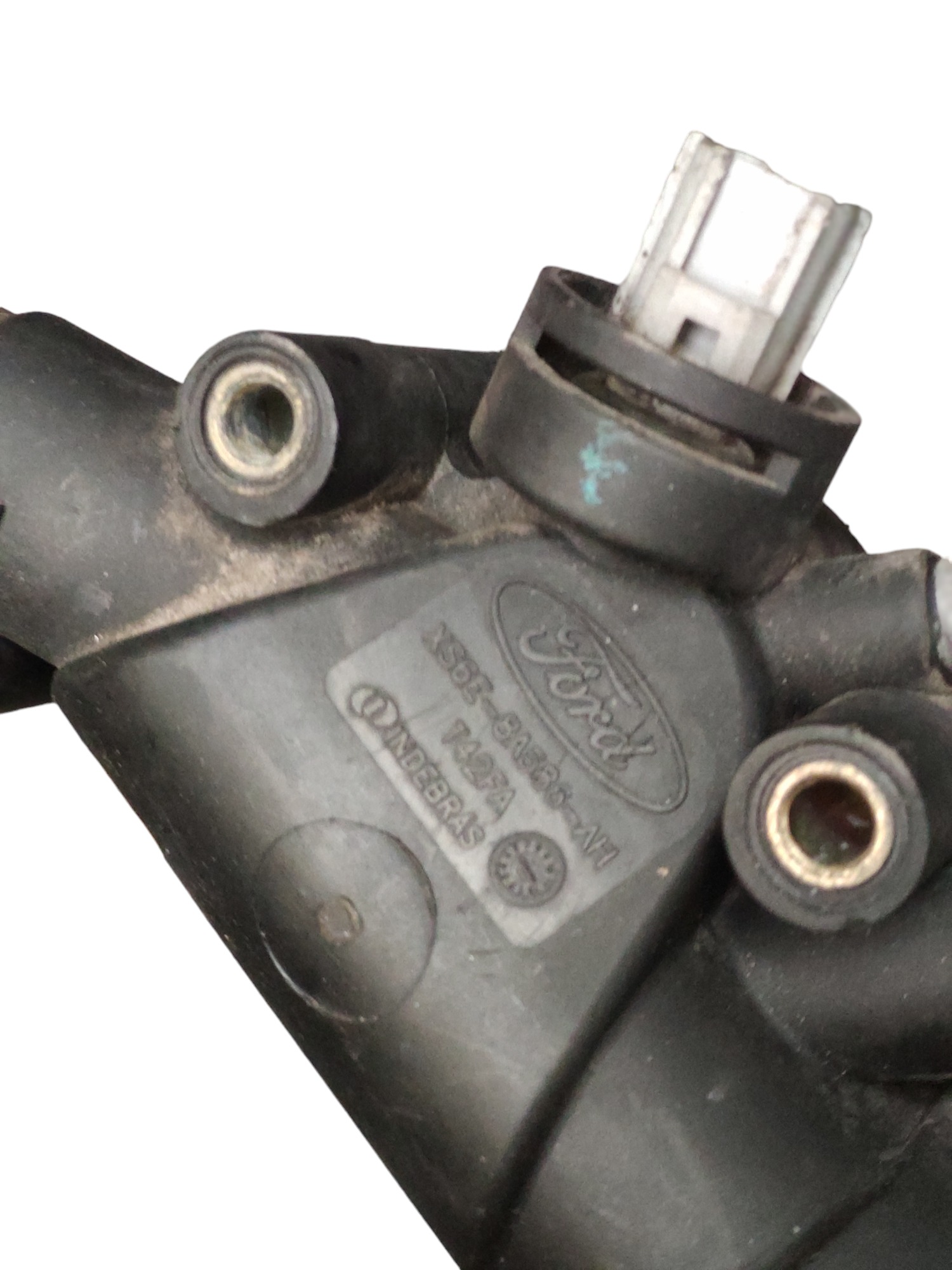 Carcaça Valvula Termostática Ford Fiesta Zetec Rocam 2007 2