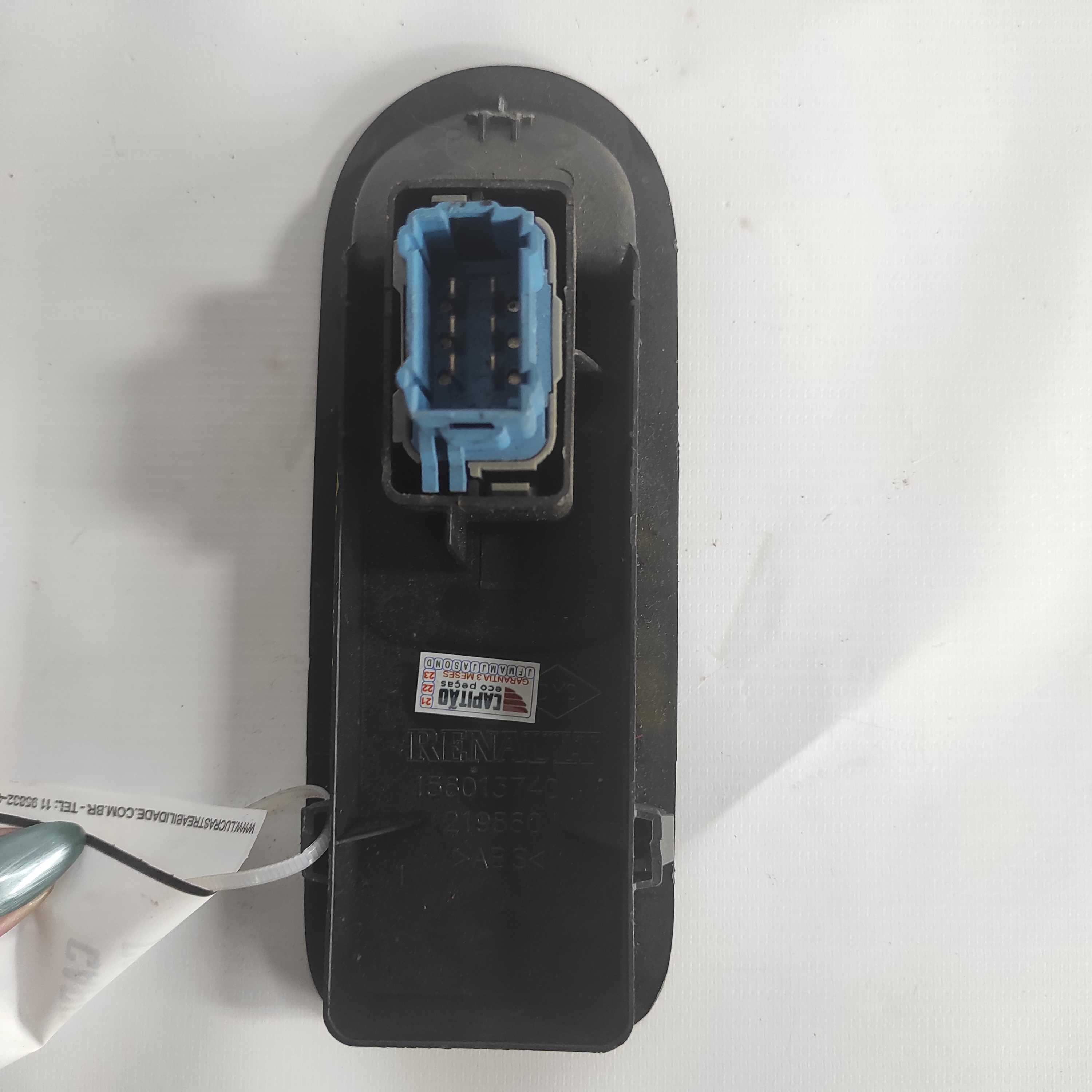 Botão Vidro Elétrico Dianteiro Direito Sandero 156013740 2