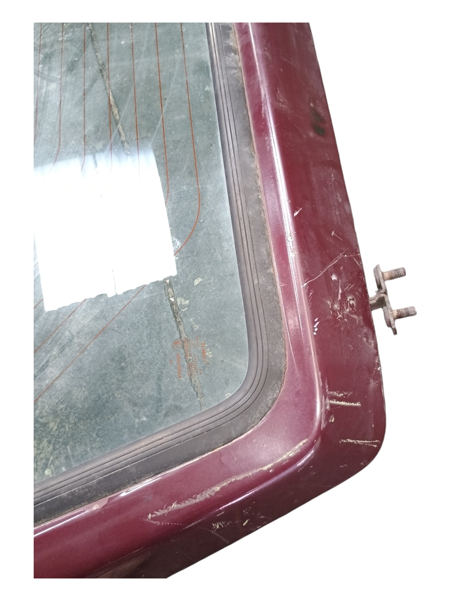 Tampa Traseira Fiat Uno 1992 Com Detalhes 7