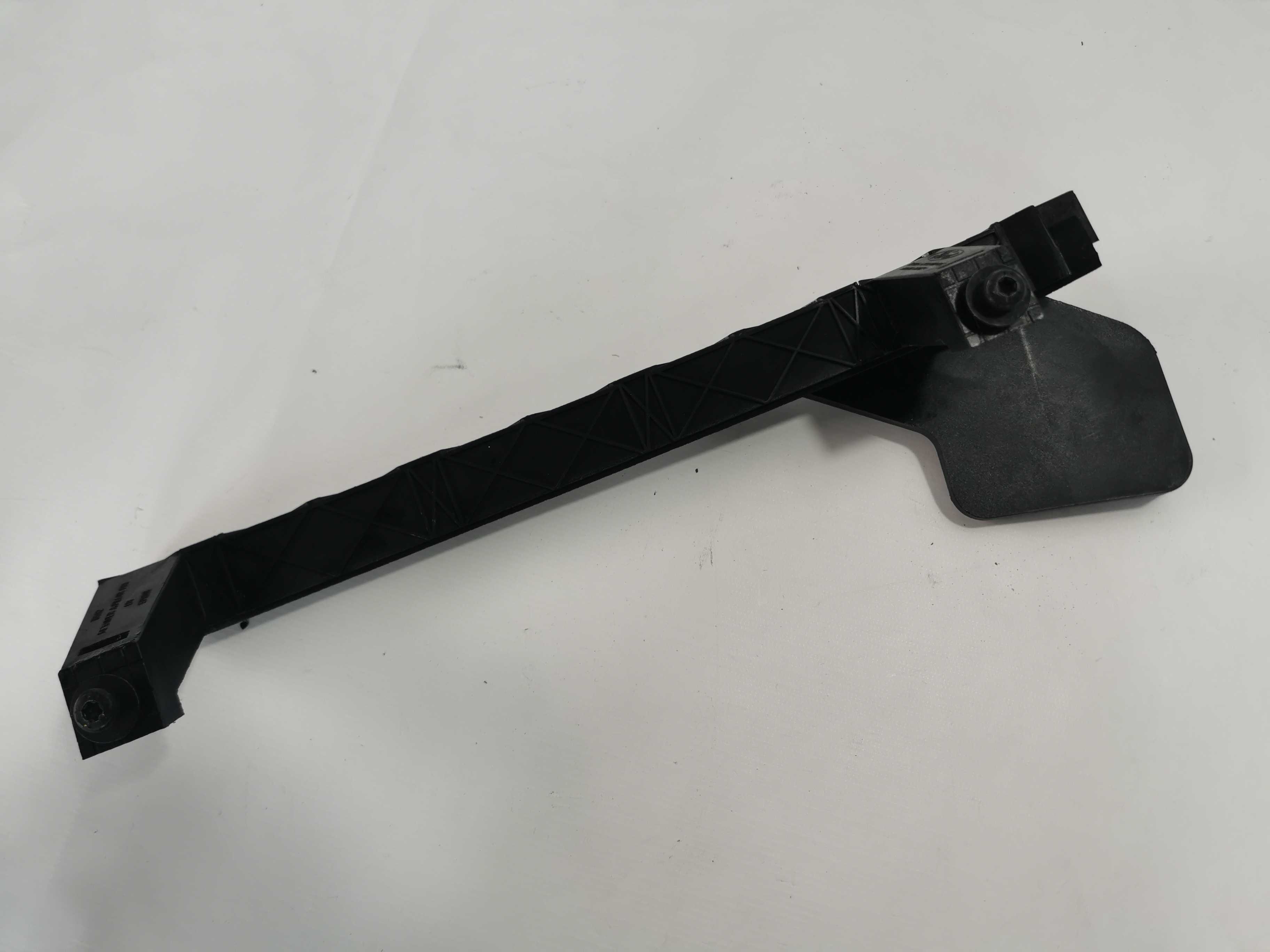 Guia Do Vidro Dianteiro Esquerdo Ford Ka Se E3b5a223a07