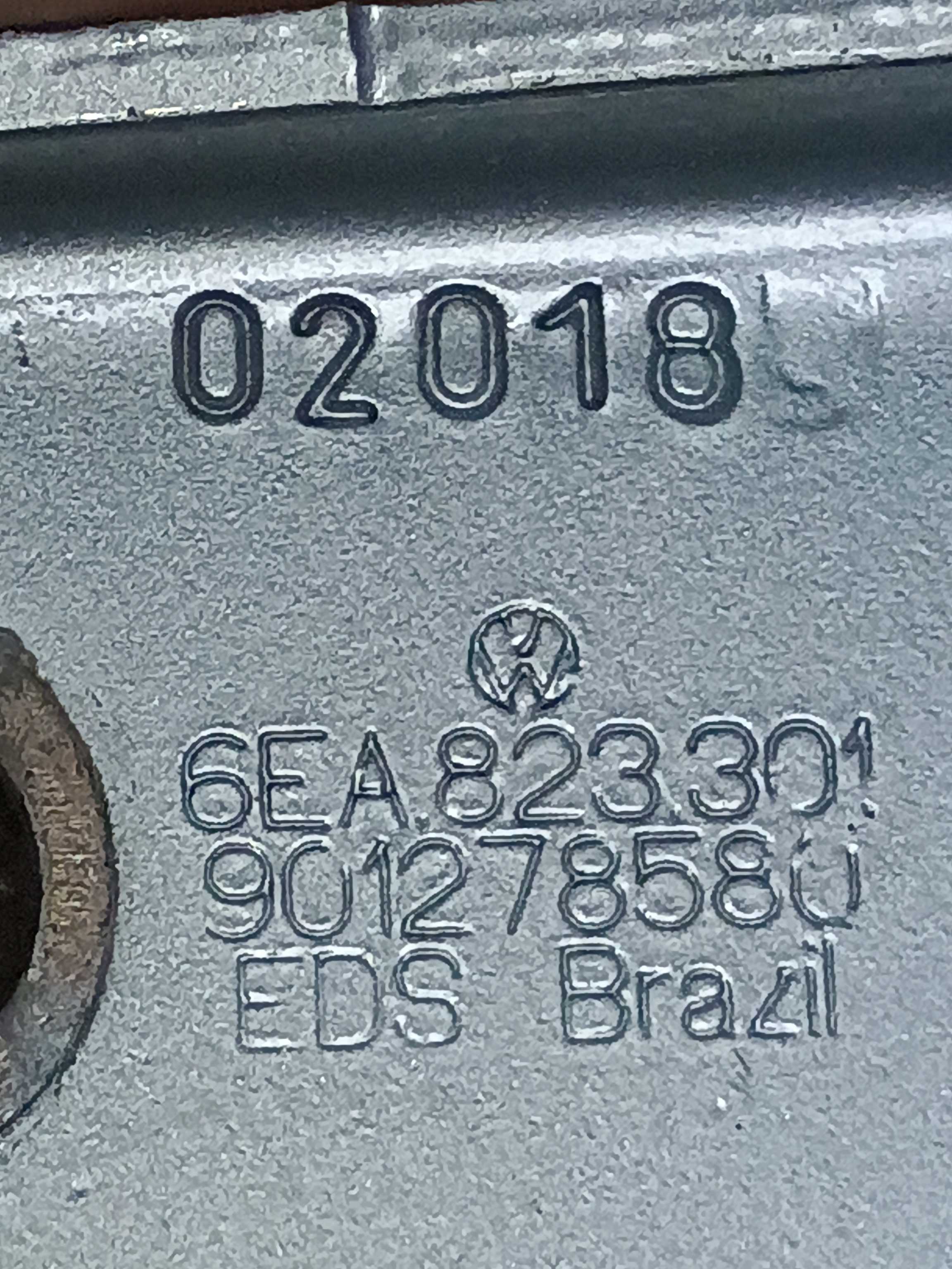 Dobradiça Dianteira Esquerda Capô Vw Virtus 2018 6ea823301 5