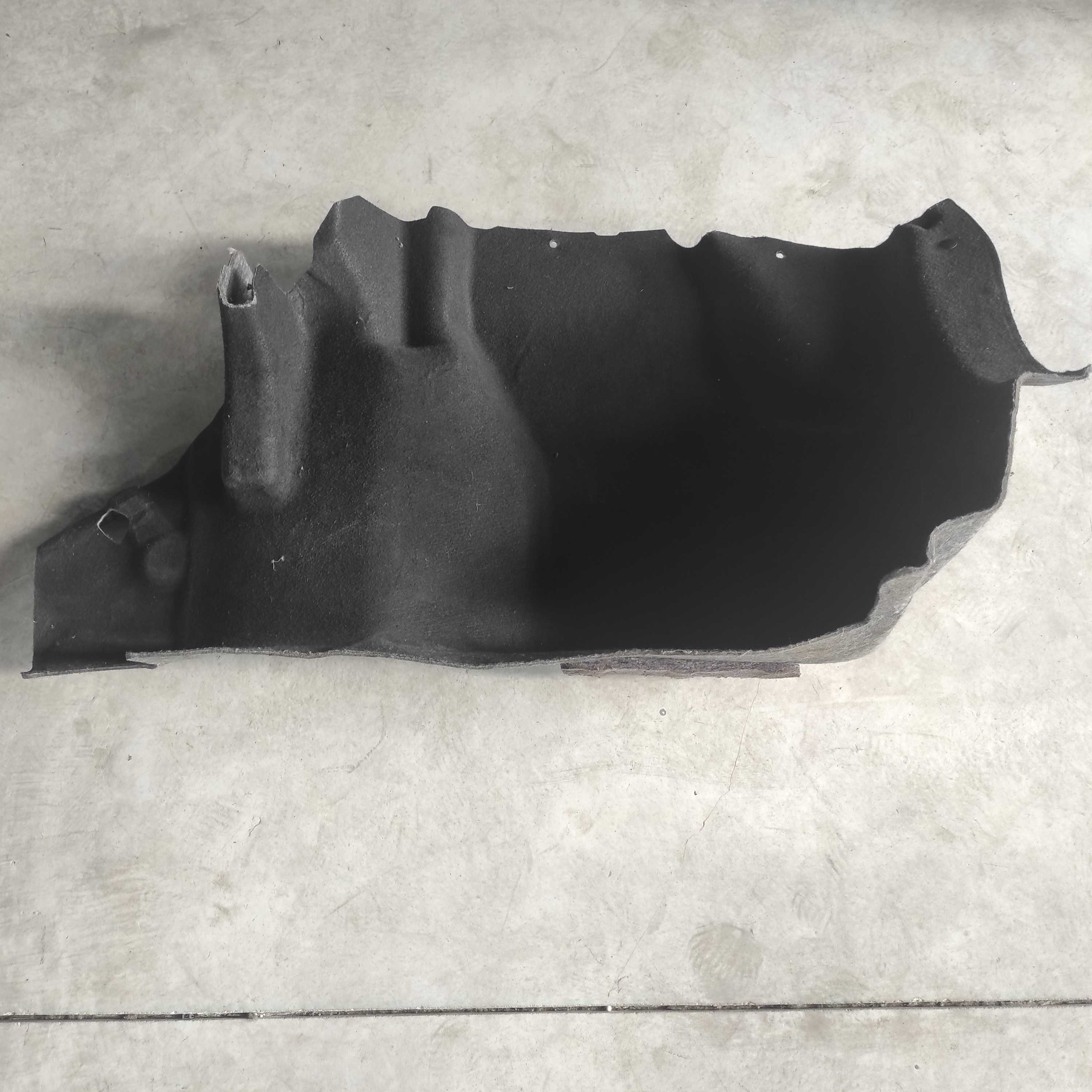 Acabamento Direito Do Porta-malas Ford Ka Se 2017 2