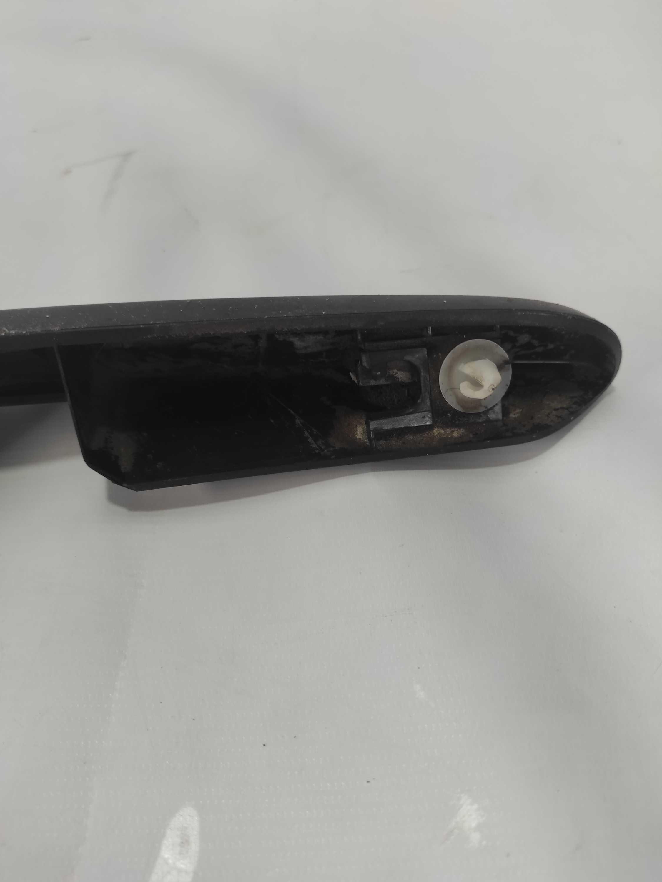 Aplique Com Abertura Porta-malas Citroen C3 Glx 9680688977 4