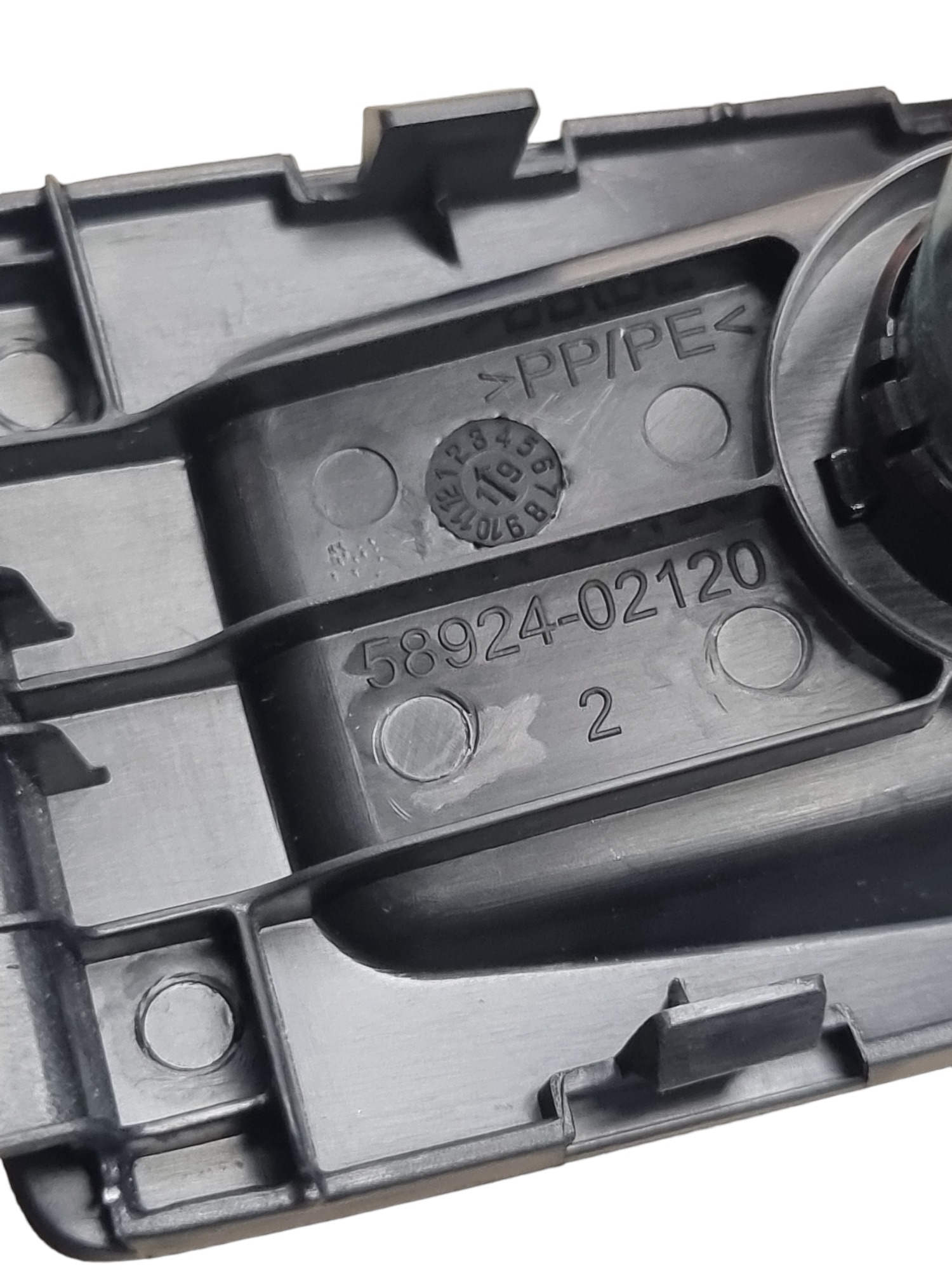 Tomada 12v Console Corolla Xei 2019 5892402120 3