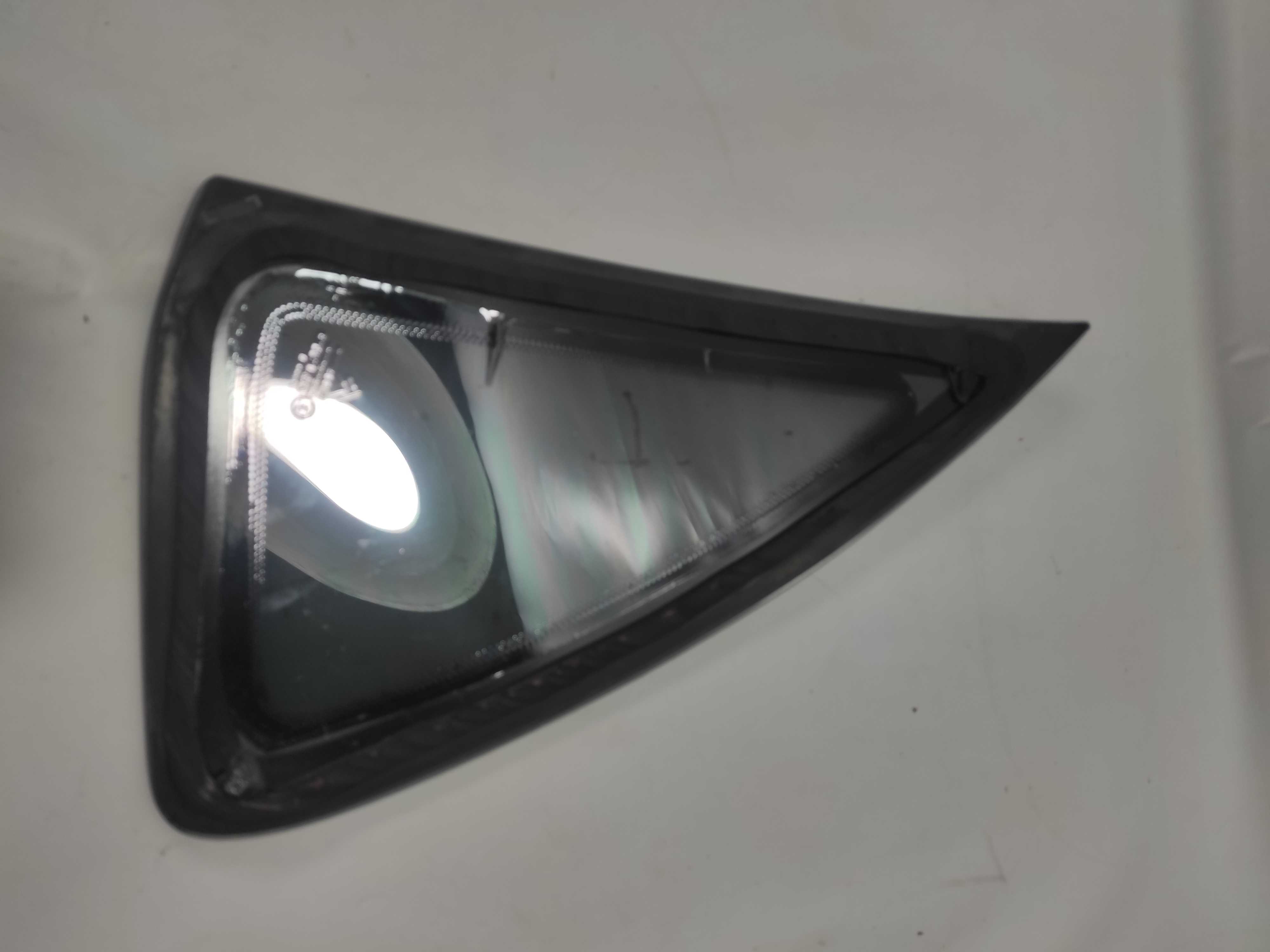 vidro fixo Traseiro Direito Citroen C3 2012