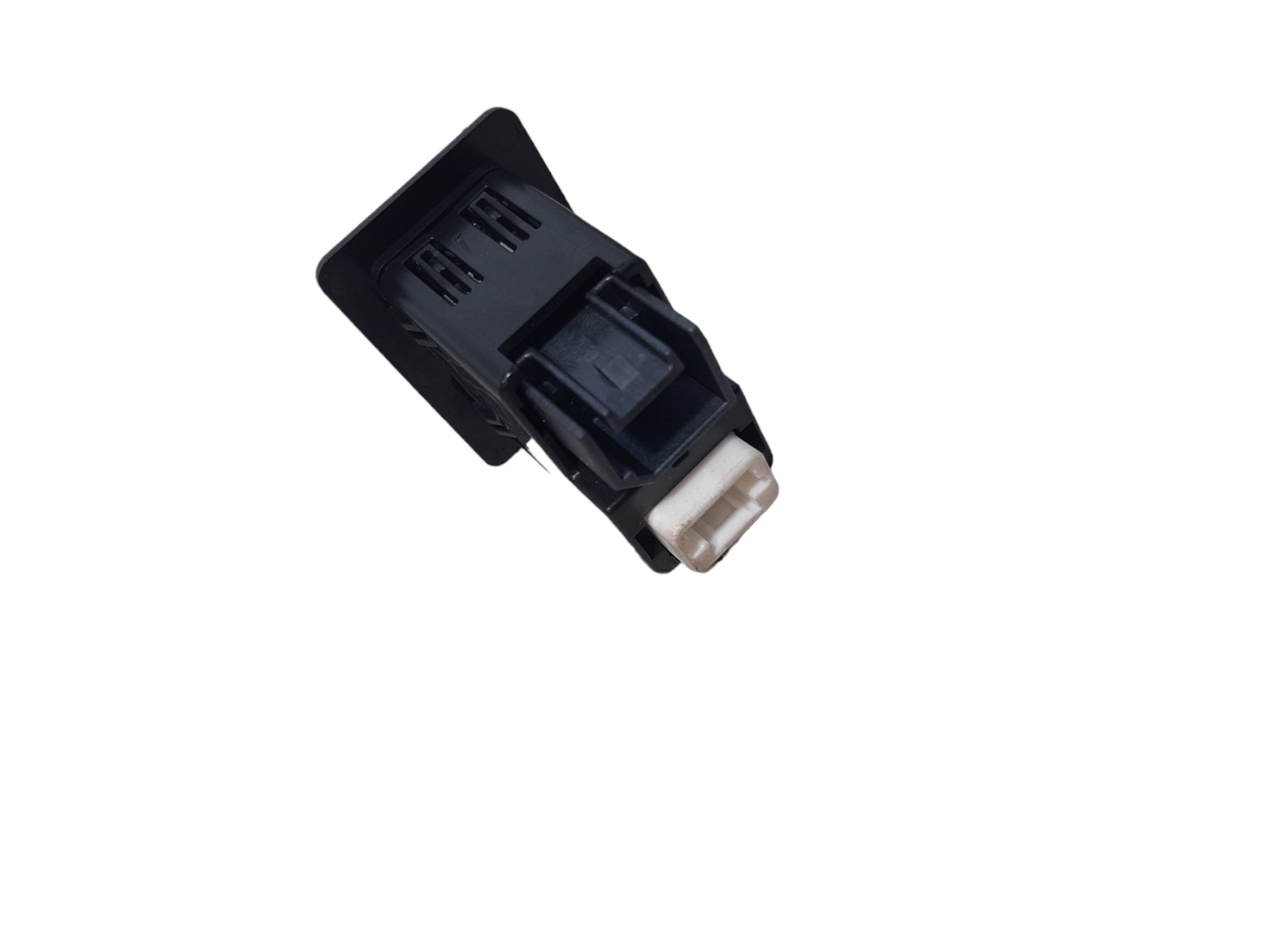 Entrada Aux Usb Nissan Kicks S 2019 2
