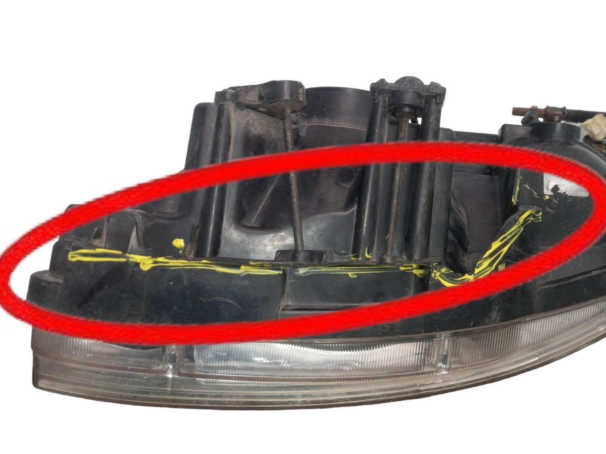 Farol Dianteiro Esquerdo Kia Bongo 2.7 2008 Com Detalhe 5