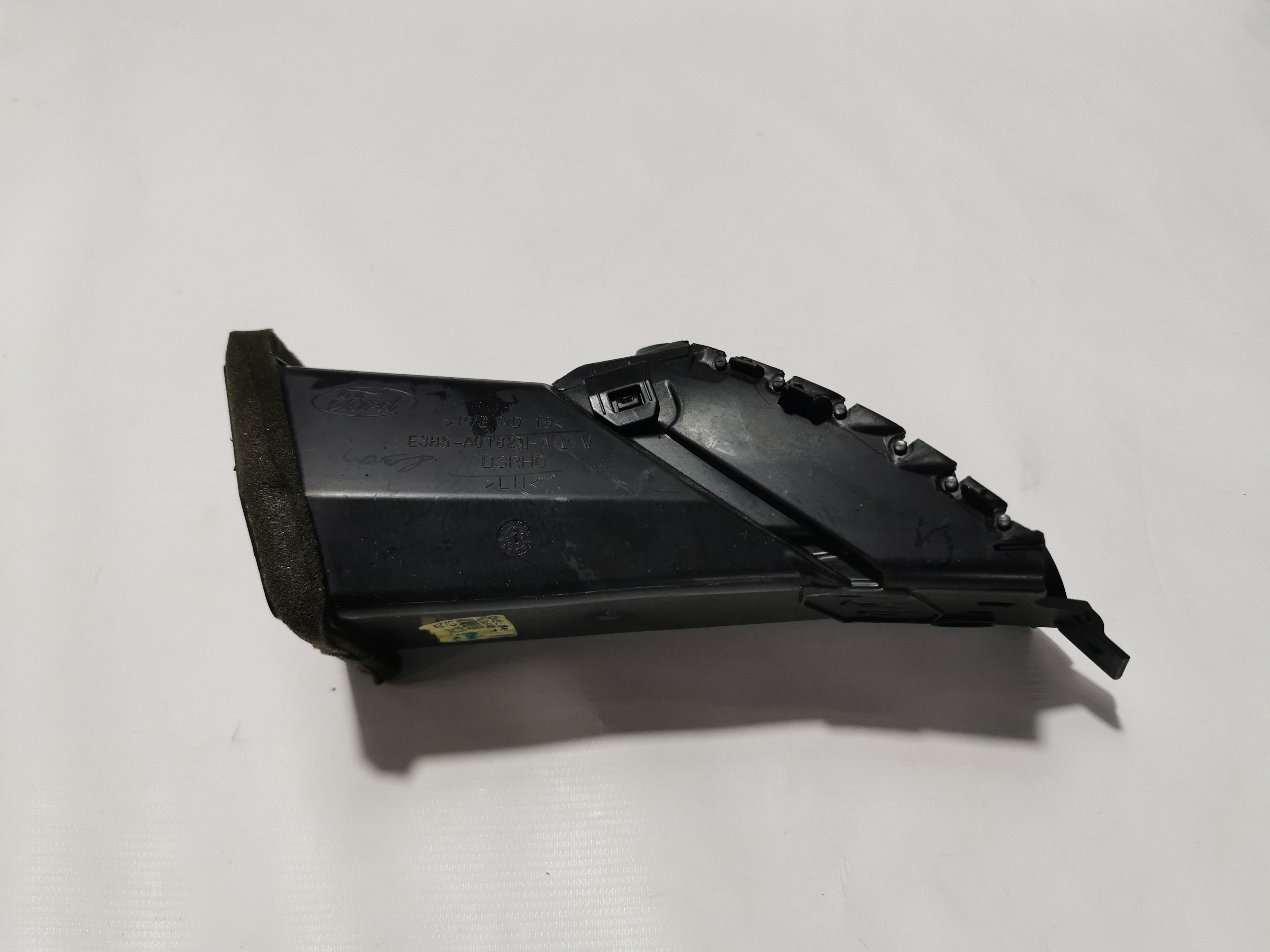 Difusor De Ar Esquerdo Ford Ka Se E3b5a01821 3