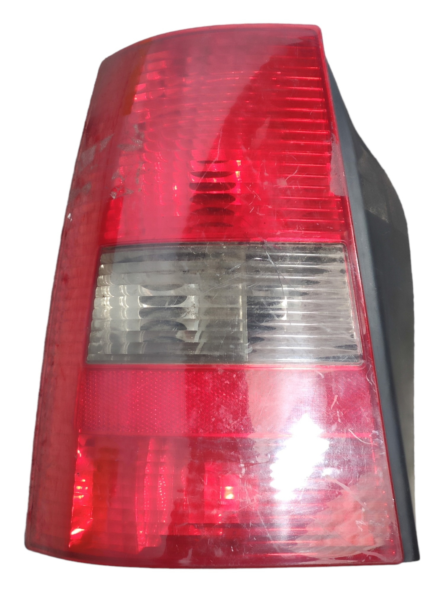 Lanterna esquerda VW Parati 2005 estoque 1
