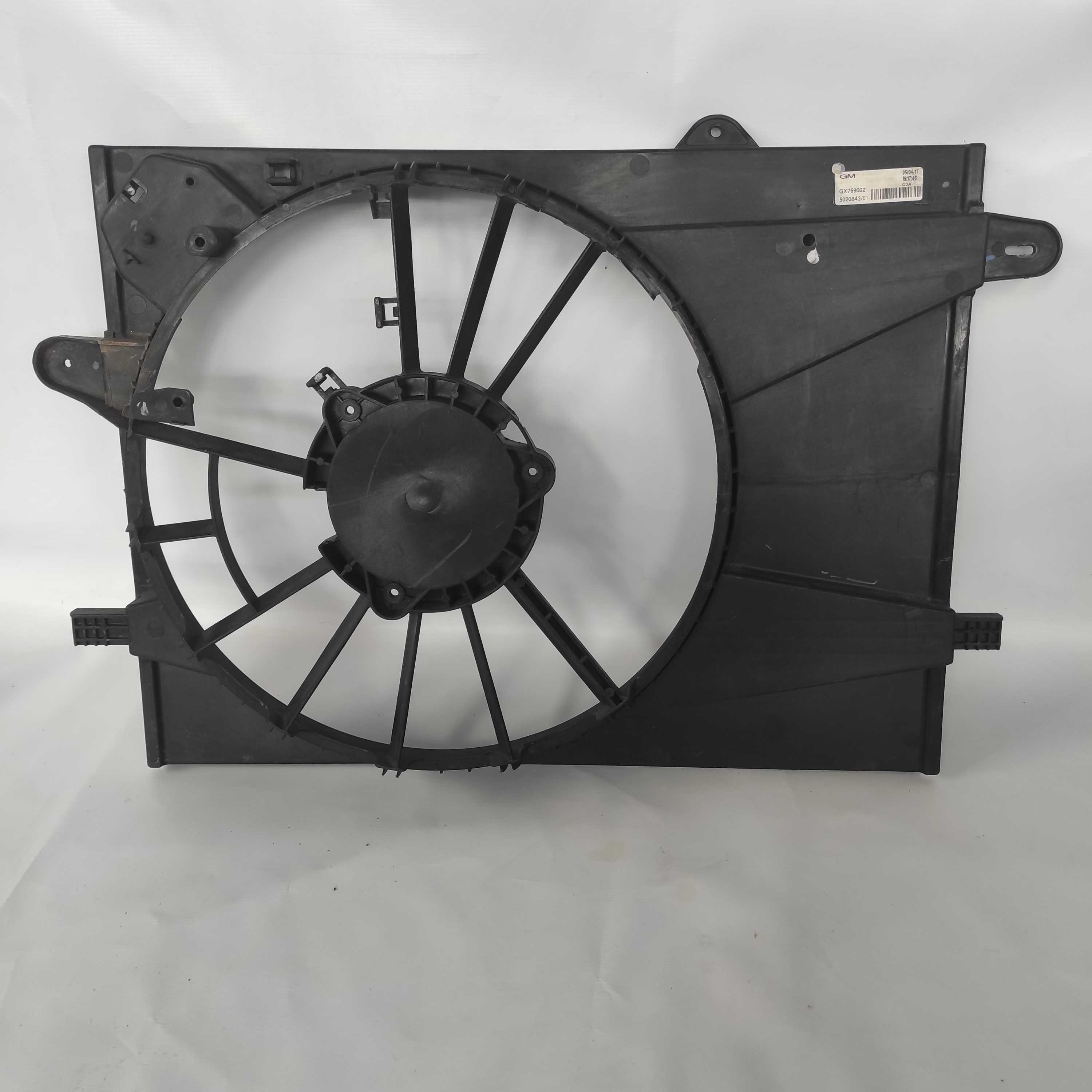 Defletor radiador gm Spin 2017 5020843
