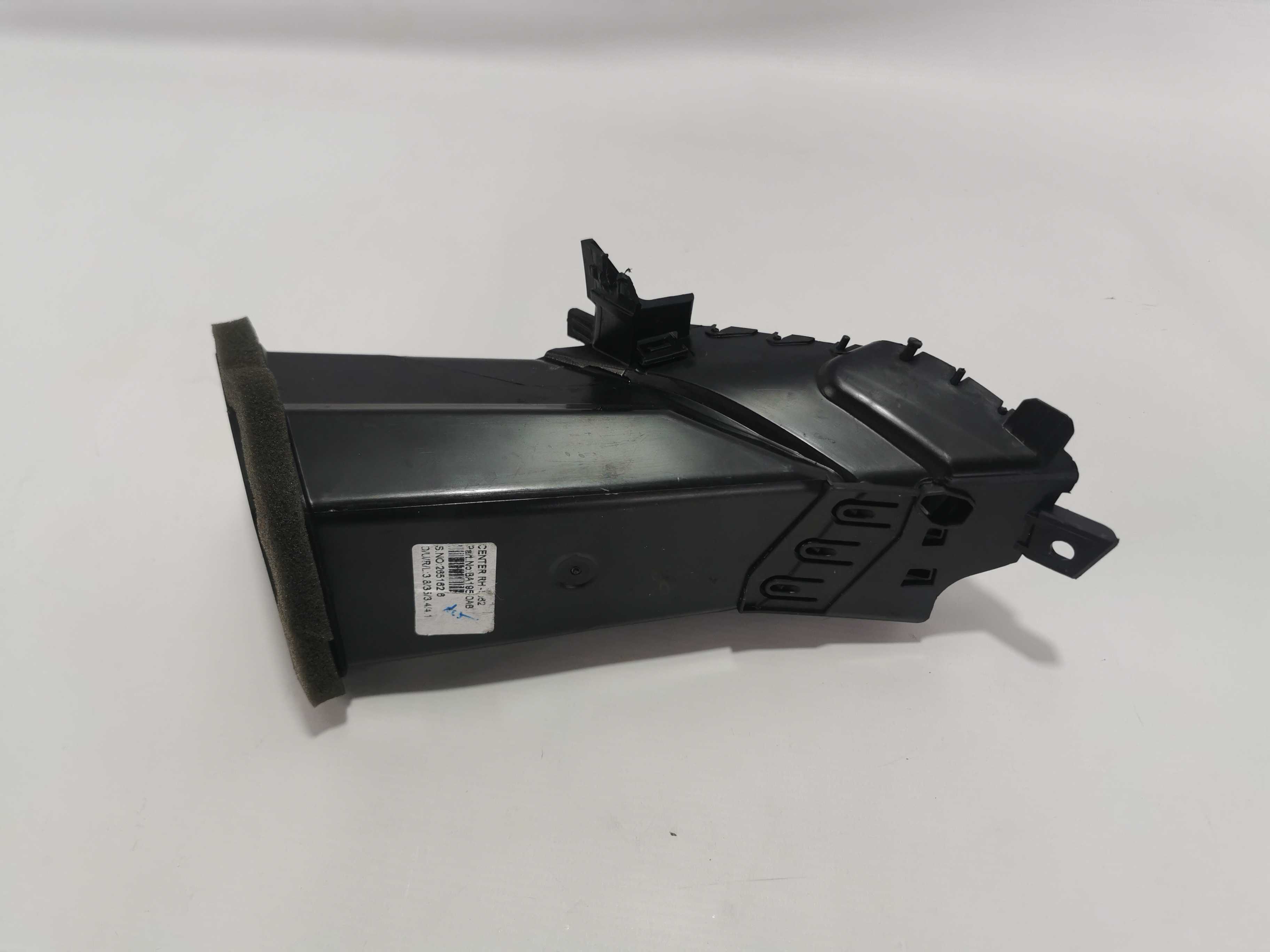 Difusor De Ar Central Direito Ford Ka Se E3b5a01820 2