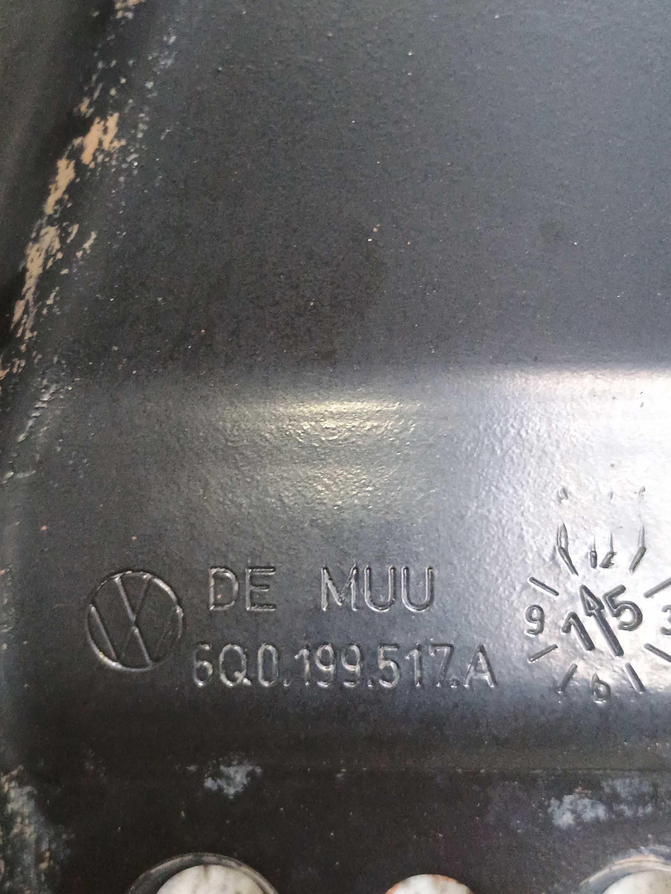Suporte Coxim Câmbio Esquerdo Vw Fox 2017 6q0199517 3