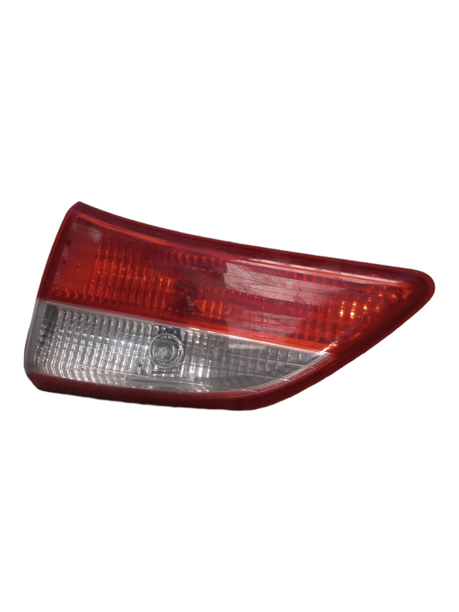 Lanterna Tampa Traseira Esquerda Hyundai Hb20 1.6 2017 2