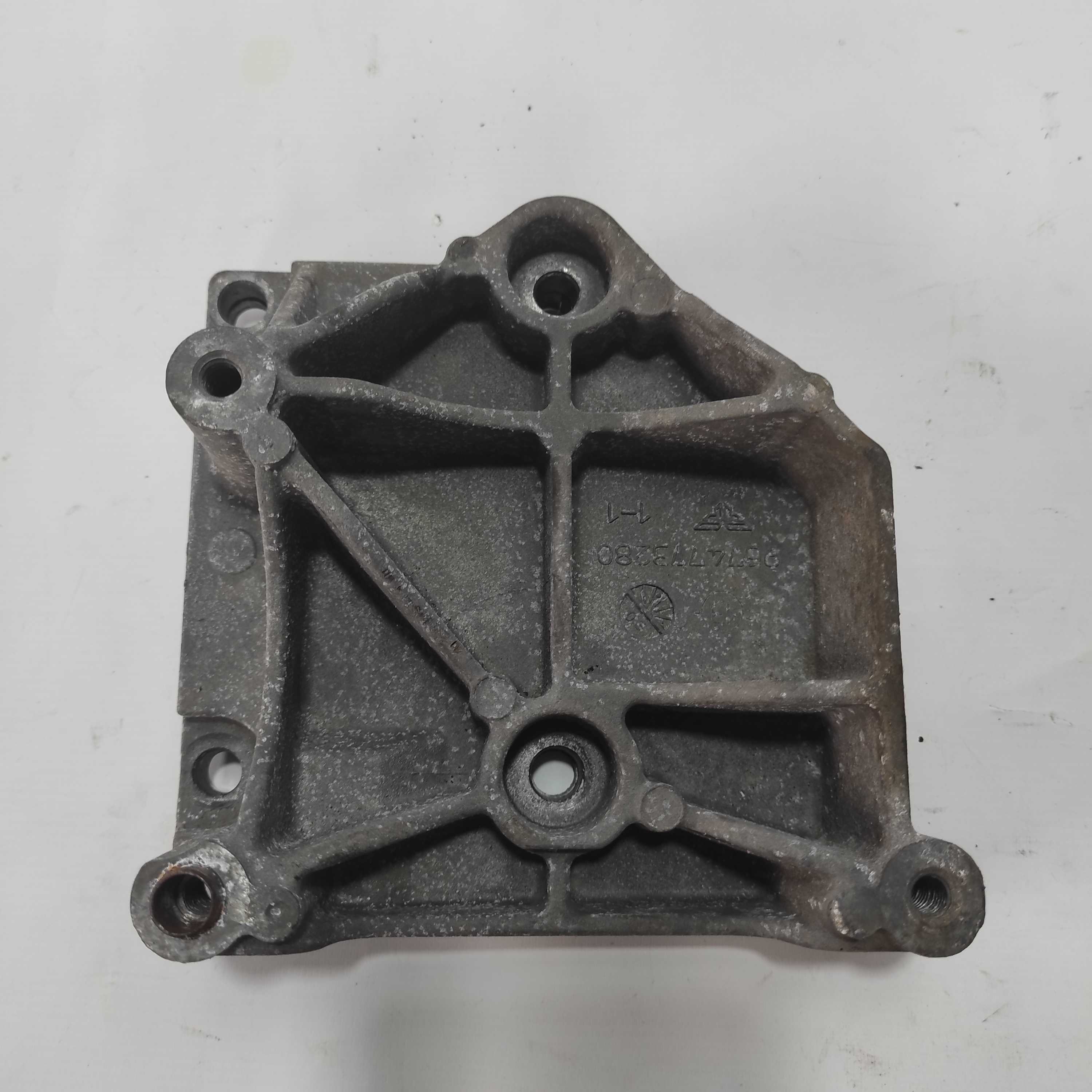 Suporte Compressor Ar Condicionado C3 Picasso 9674773280