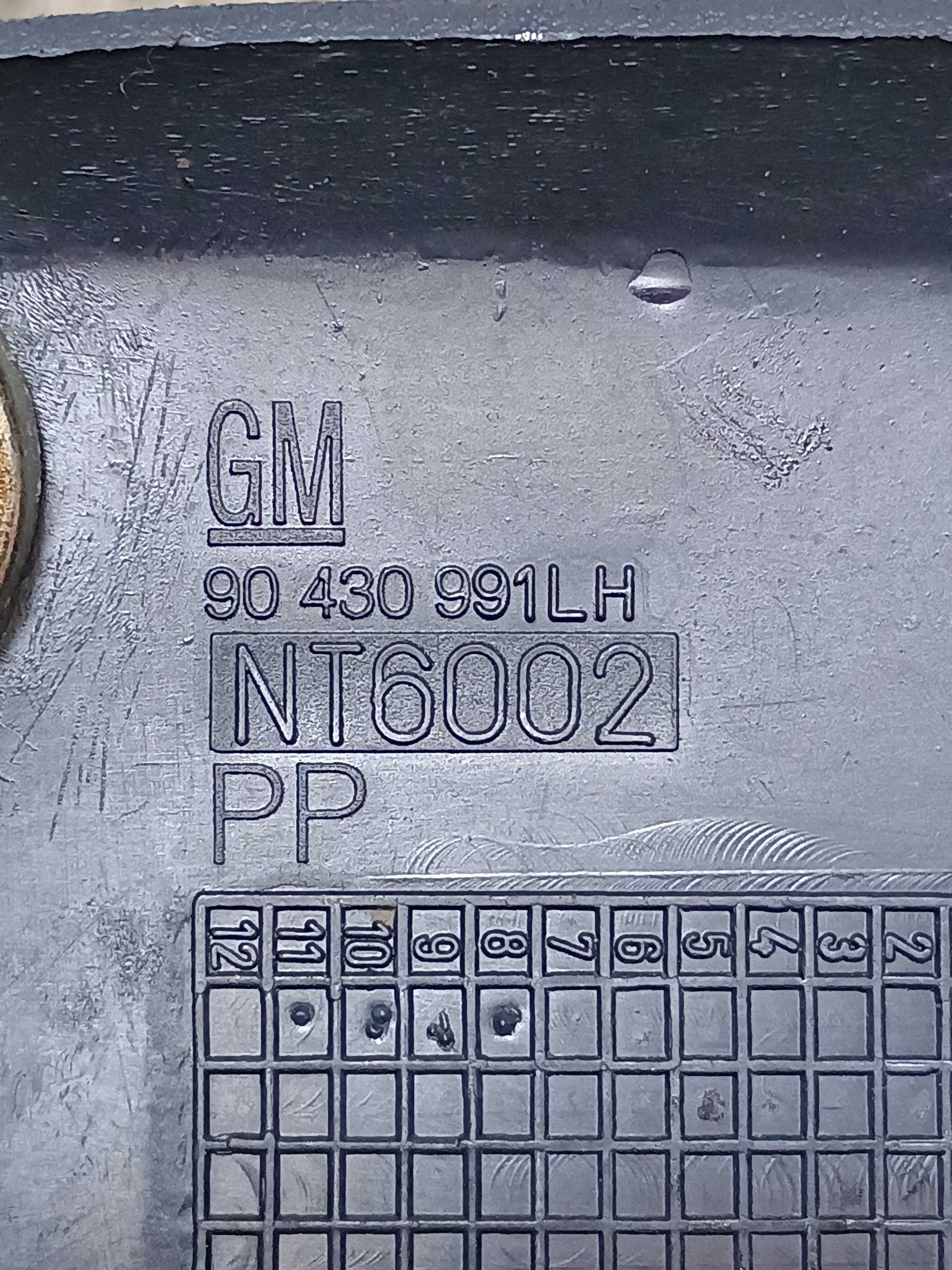 Porta Treco Esquerdo Gm Corsa 1.0 2001 5