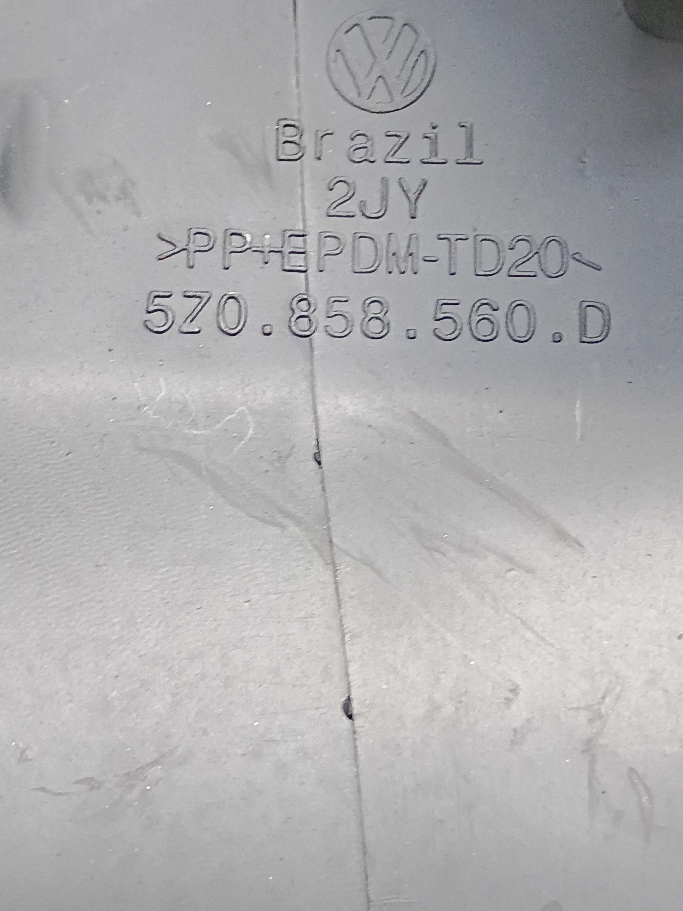 Moldura Superior Coluna Direção Vw Spacefox 2018 5z0858560d 5