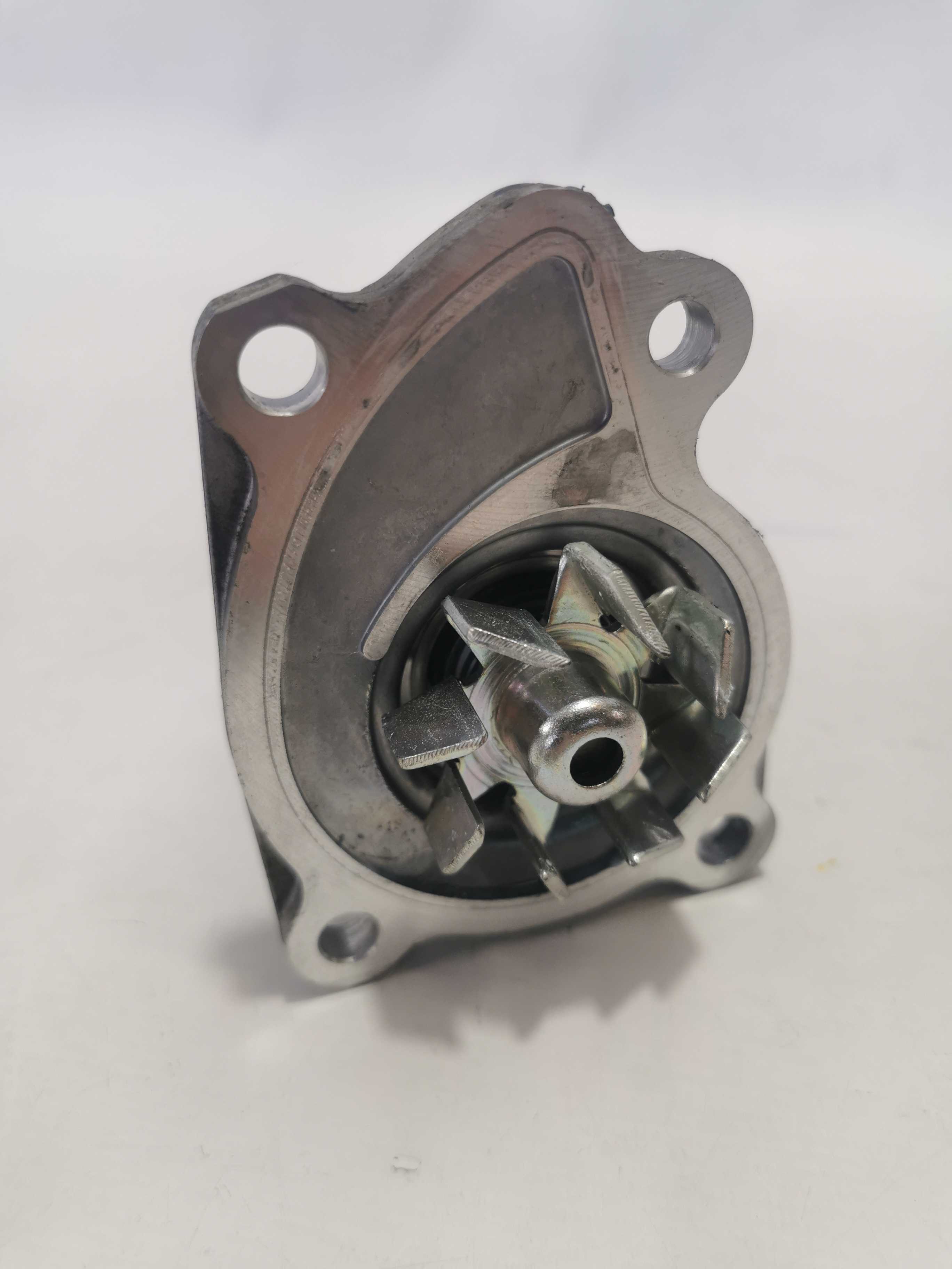Bomba D´agua Nissan Versa 1.6 2019 21006094r 1