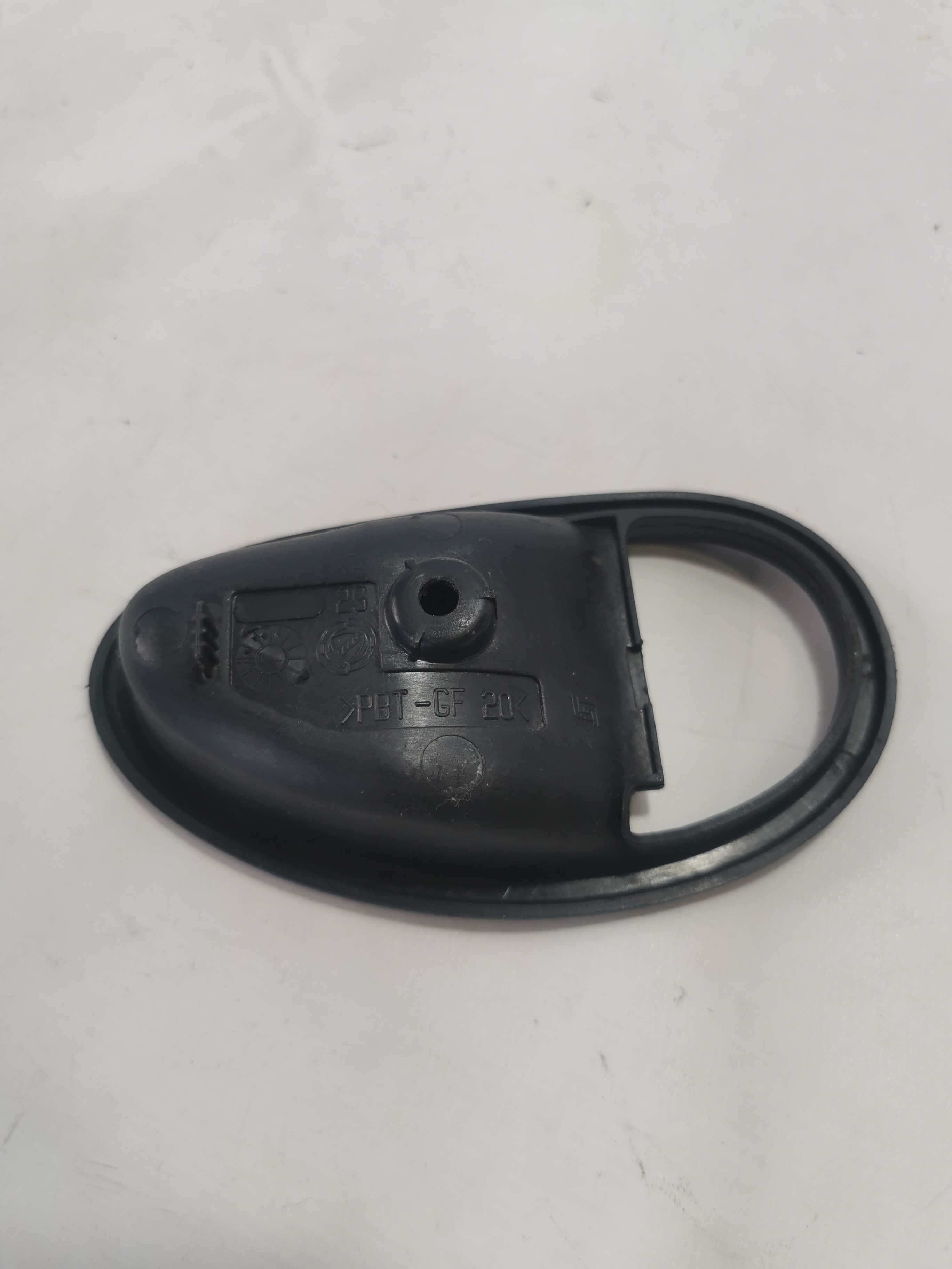 Moldura Maçaneta Interna Nissan Versa 2019 2