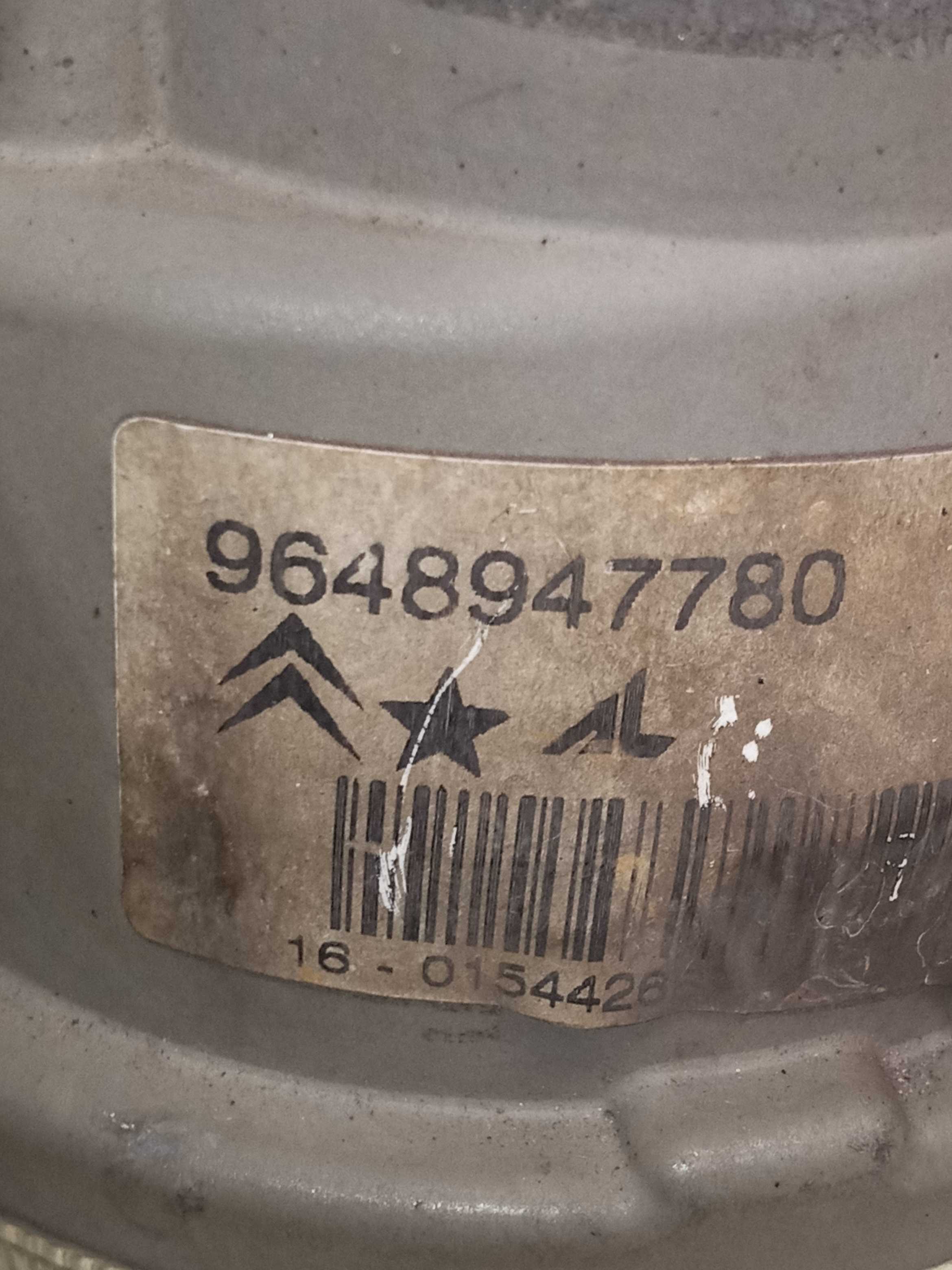 Farol De Milha Com Detalhe Citroen C3  2004 A1 6