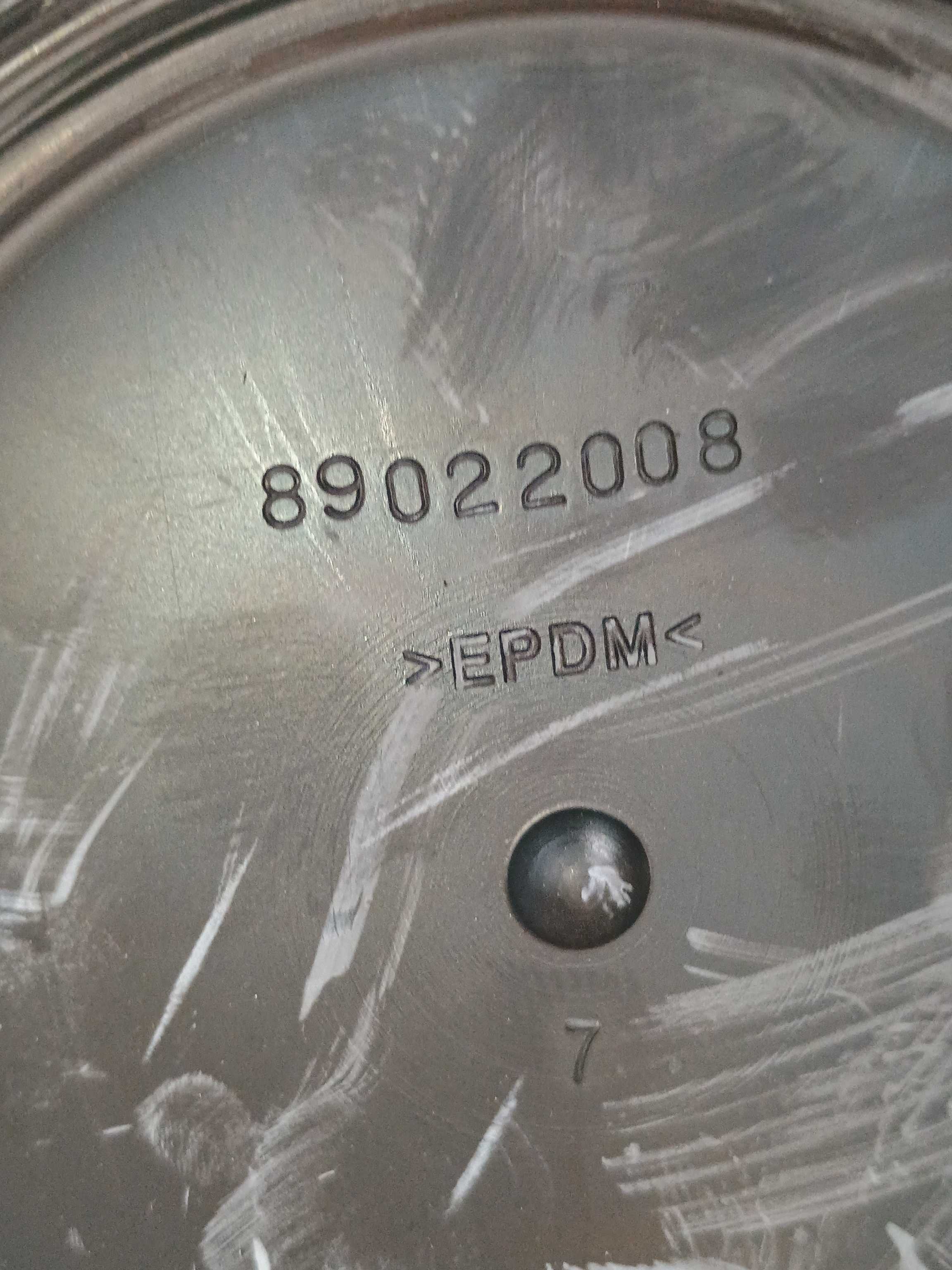 Tampa Vedação Farol Fiat Cronos Drive 1.3 2019 89022008 4