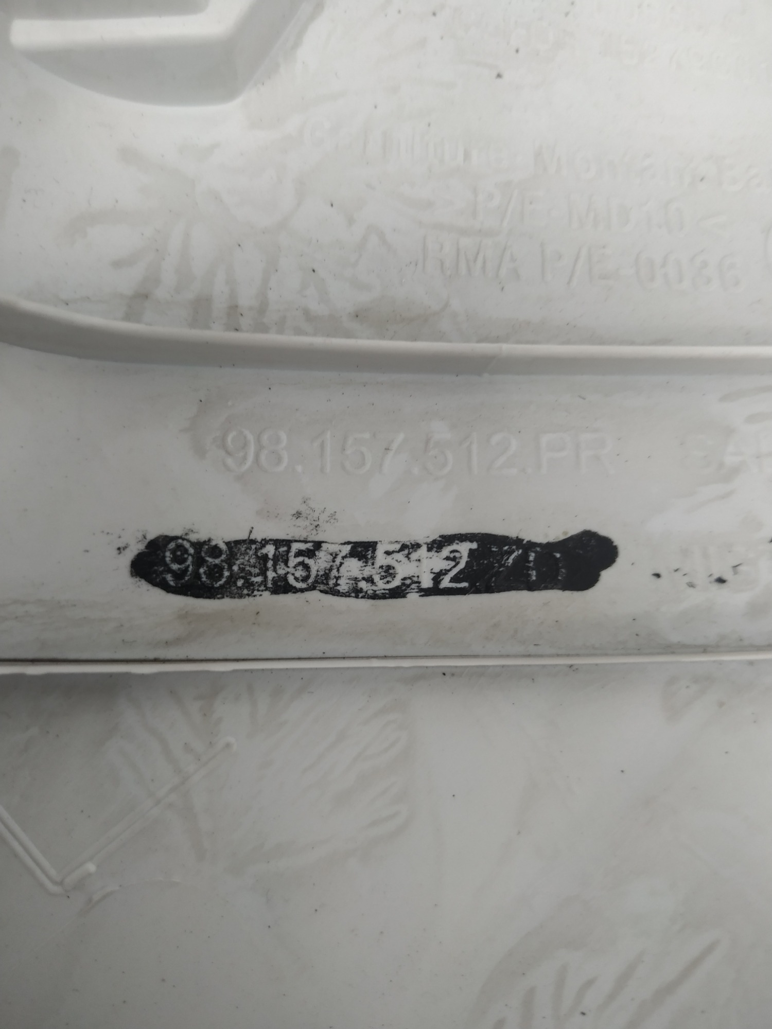 Moldura Coluna Esquerda Para-brisa Peugeot 208 2017 3