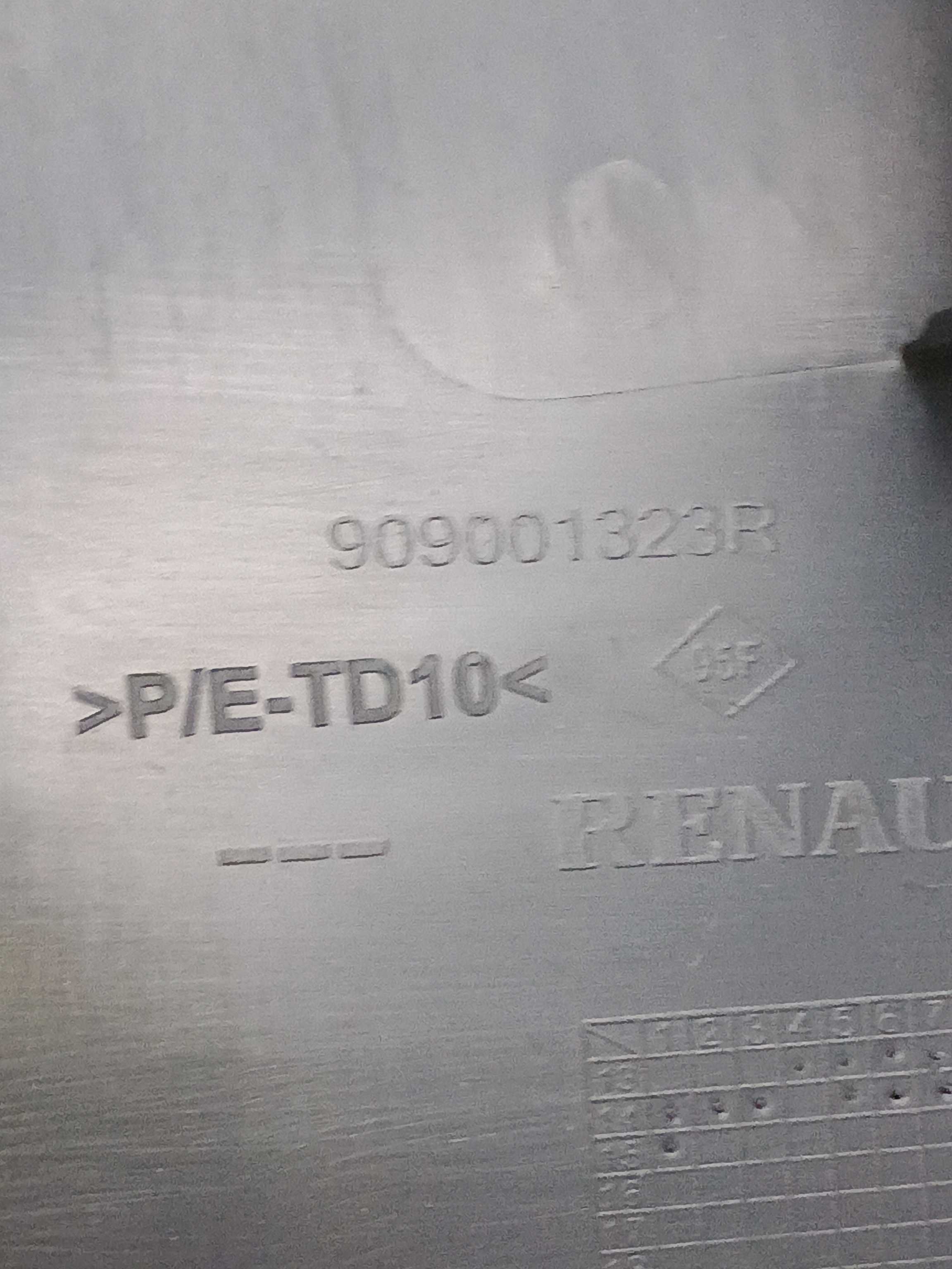 Puxador Tampa Porta Malas Renault Sandero 2015 909001323r 4