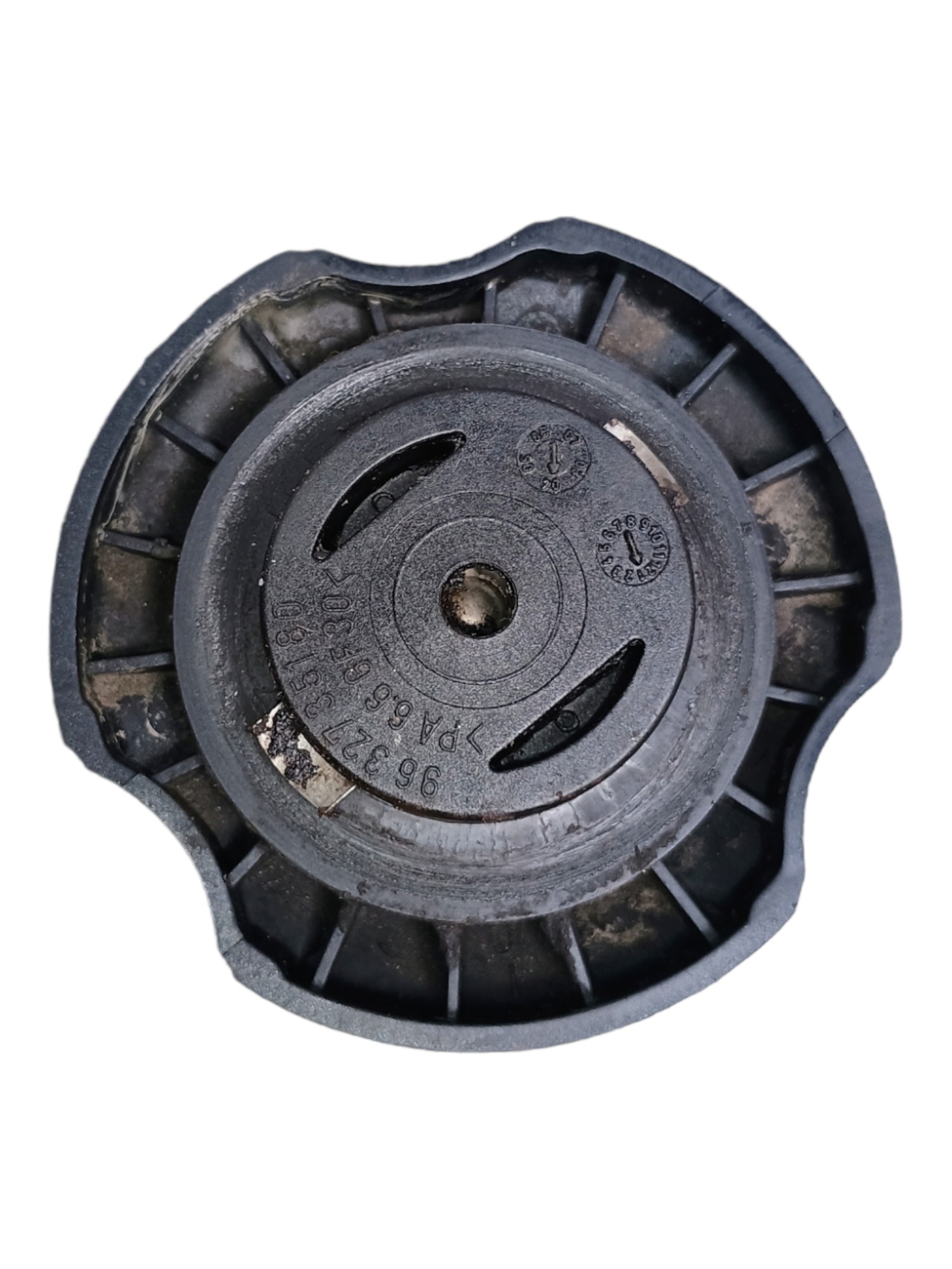 Tampa Do Oleo Do Motor Peugeot 206 207 1.4 2004 3