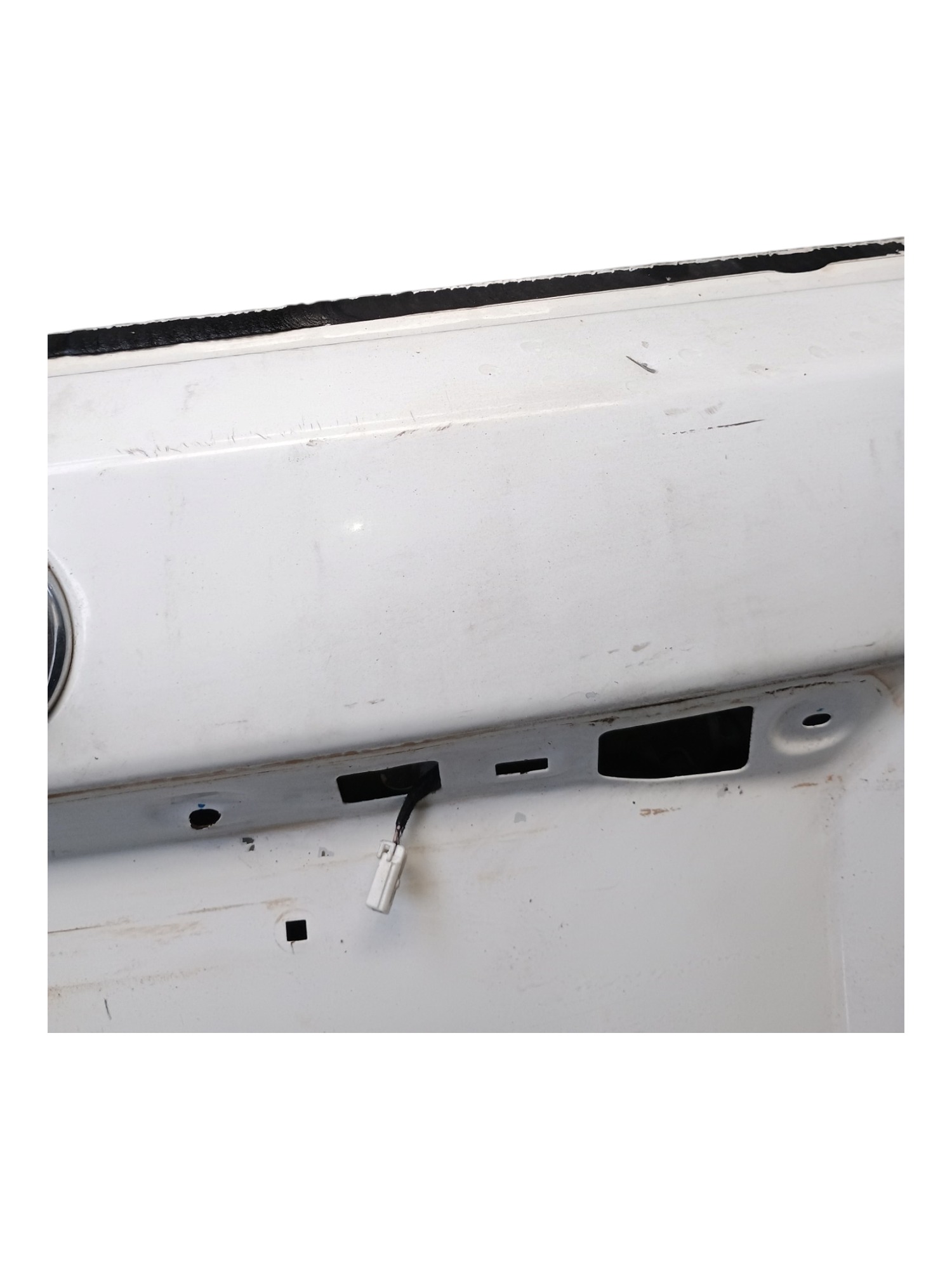 Tampa Traseira Fiat Palio Fire 2011 Com Detalhes 7