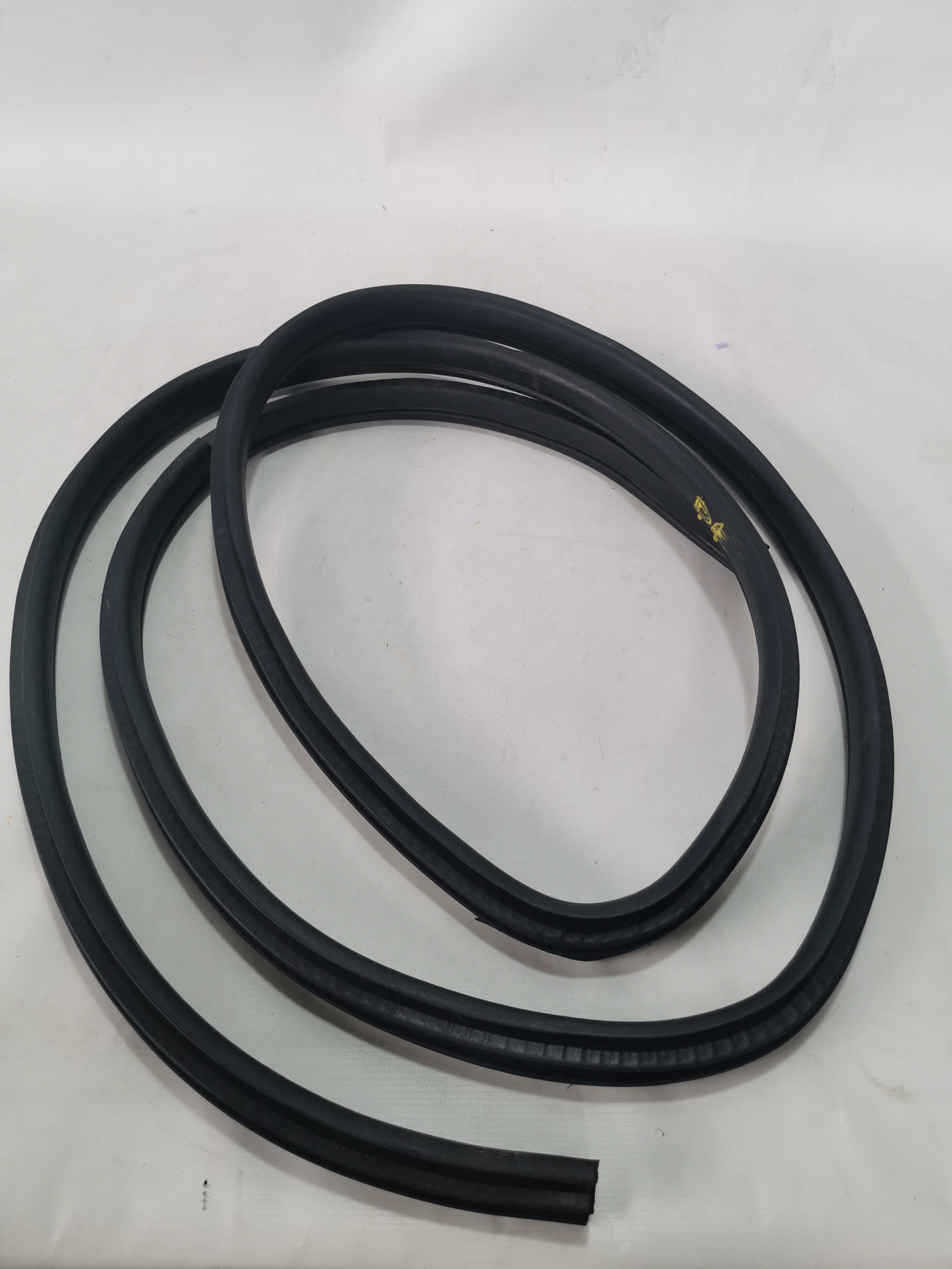 Borracha Do Vidro Dianteiro Esquerdo Nissan Versa 2019 2