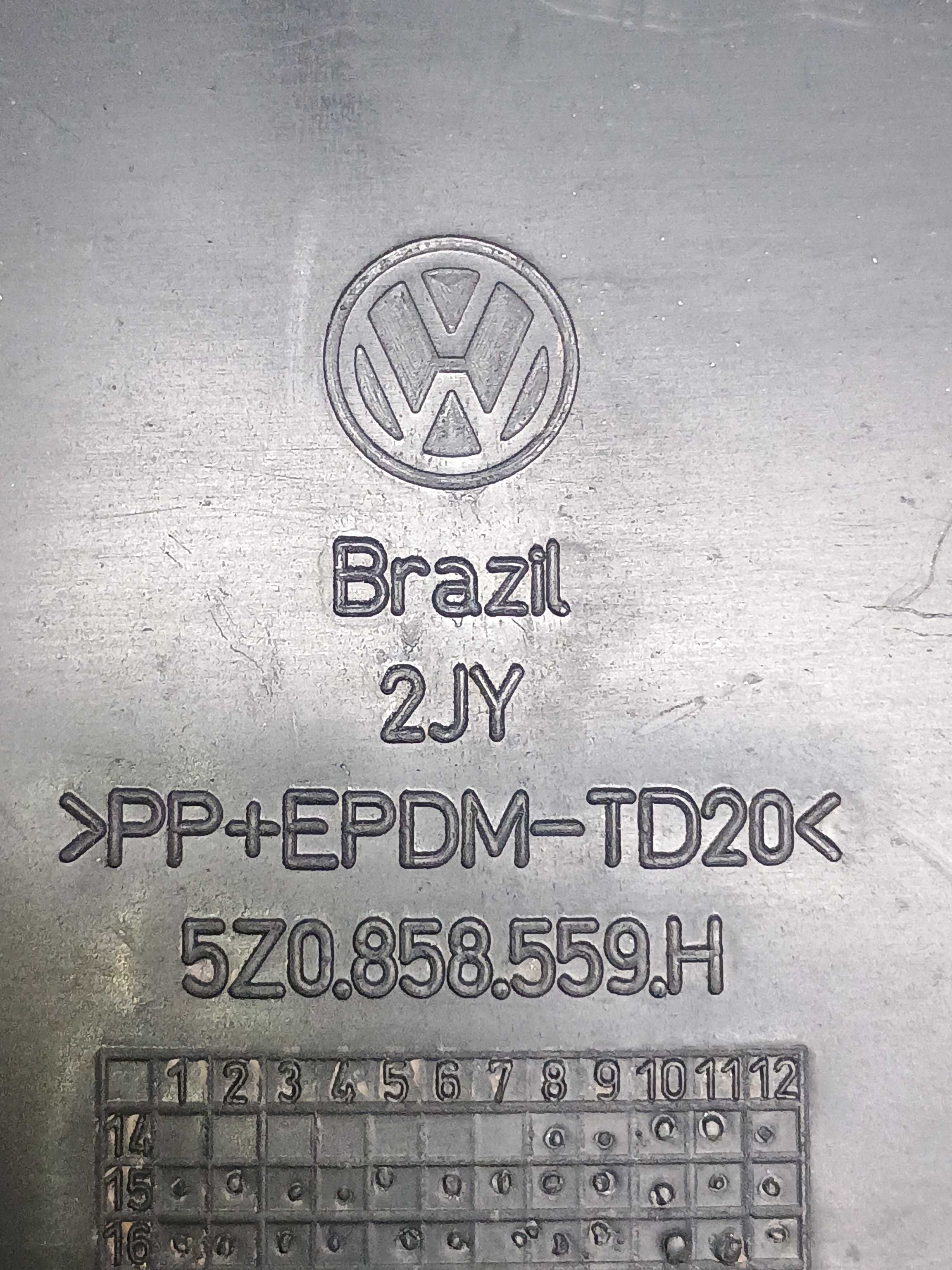Moldura Inferior Coluna Direção Vw Spacefox 2018 5z0858559h 5