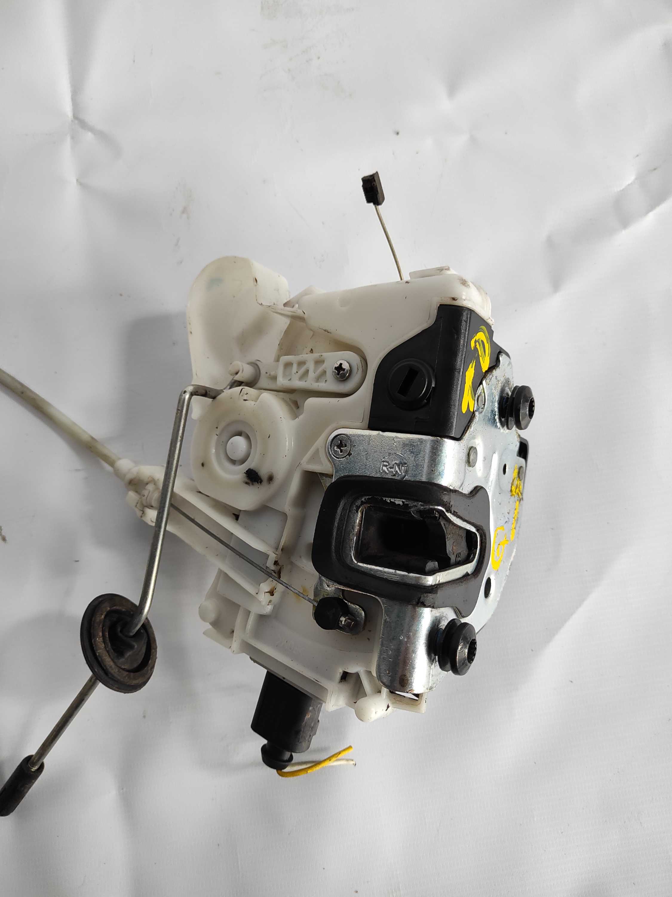 Fechadura Porta Traseira Direita Gol G5 5u4839014e 2