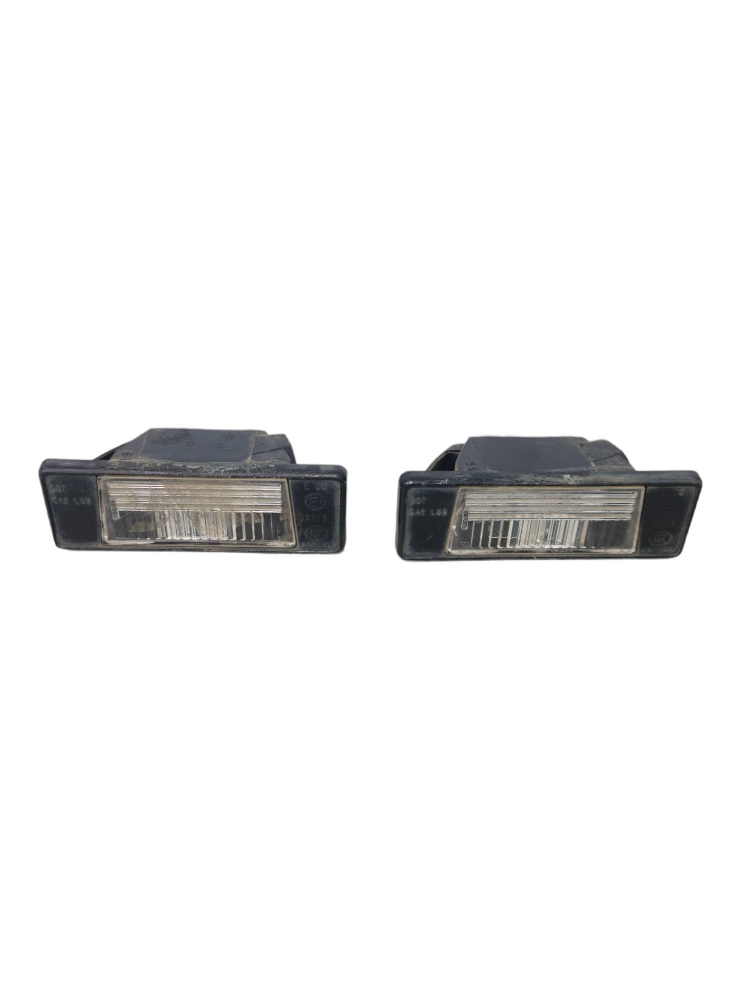 Luz De Placa Nissan Kicks Sv 2017 1