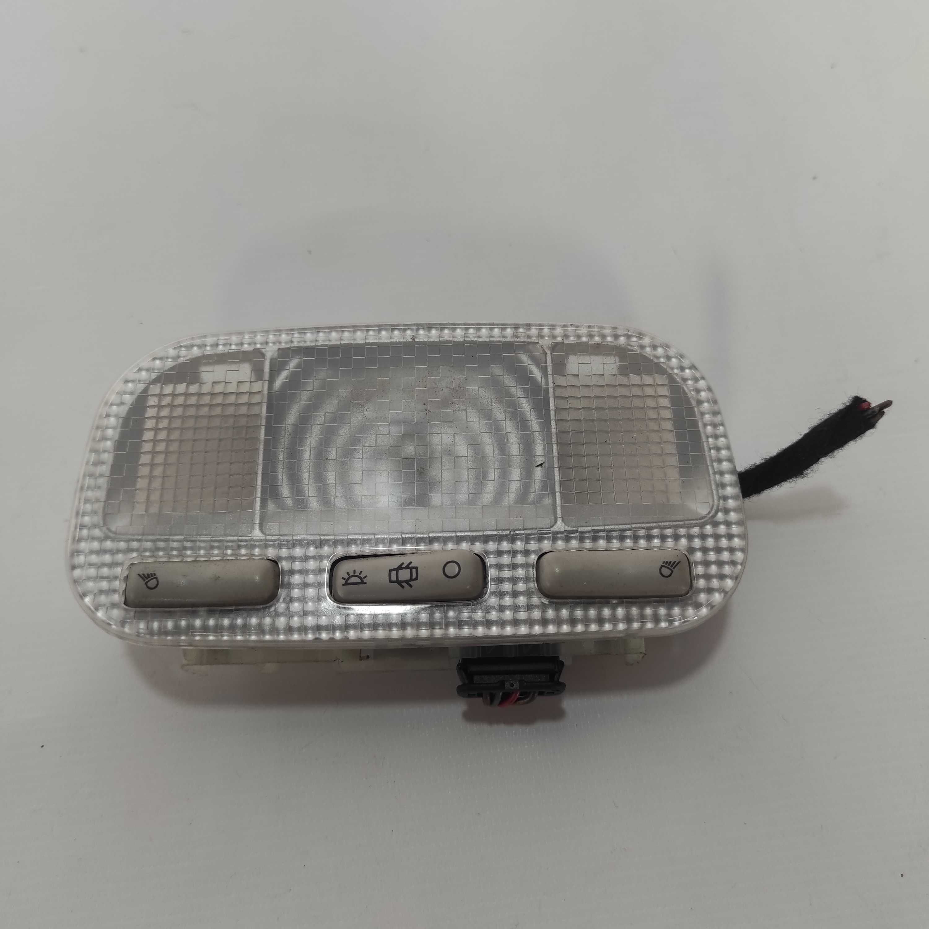 Luz De Cortesia Citroen C3 Picasso 9680713880 1
