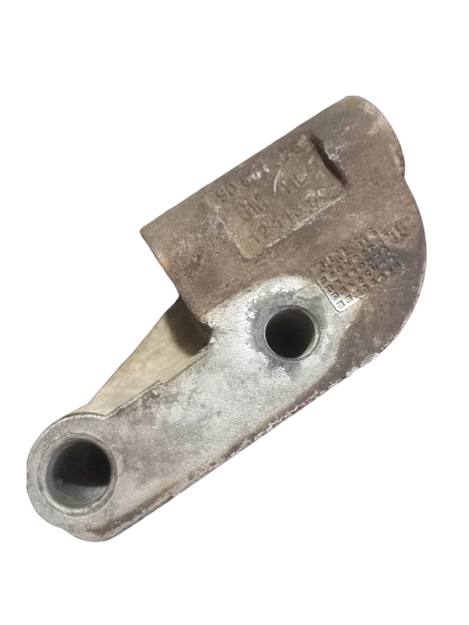 Suporte Do Alternador Classic Ls 2011 90581226